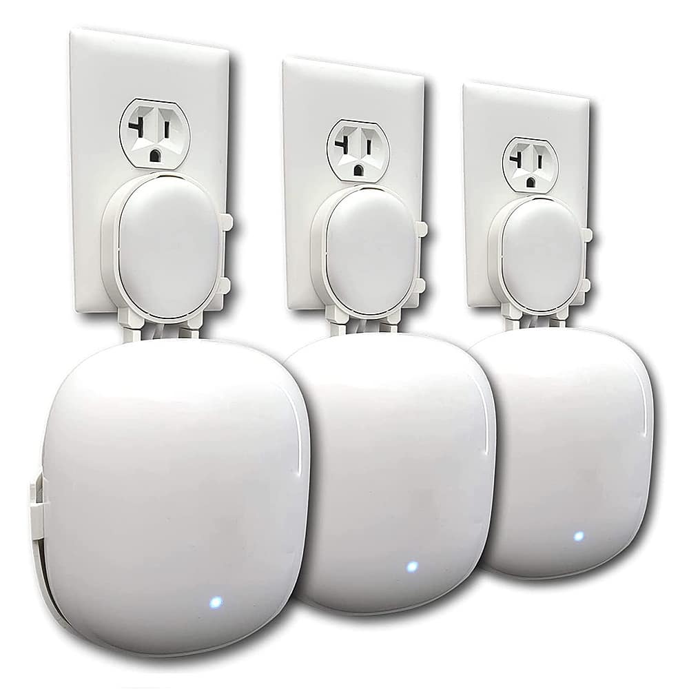 Front. Mount Genie - The Easy Outlet Holder for Nest WiFi Pro (3-pack) - White.