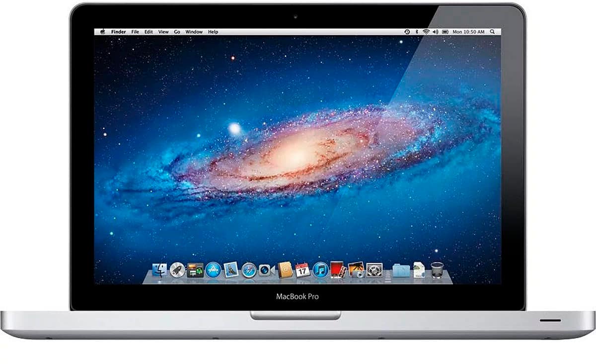 Apple - Geek Squad Certified Refurbished MacBook Pro 13.3" Laptop - Intel Core i5 with 8GB Memory - 256GB SDD - Silver - Front_Zoom