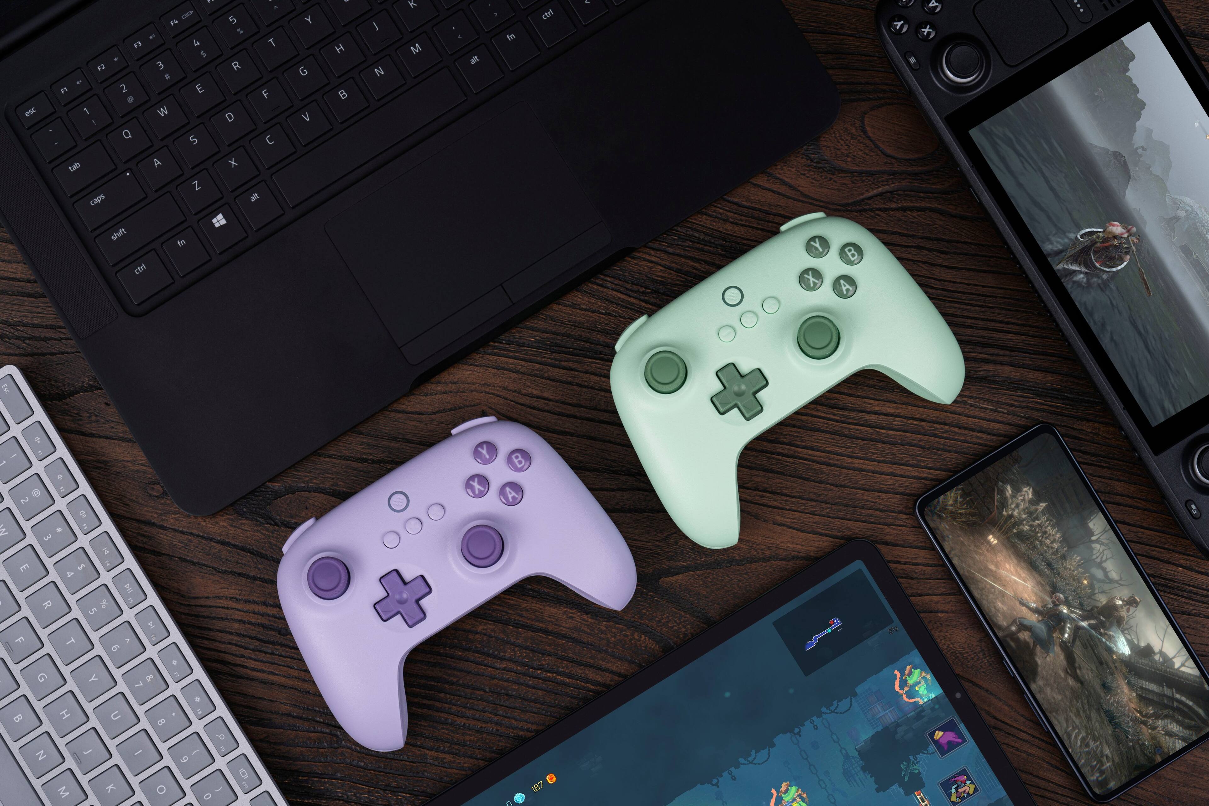 Alt View 20. 8BitDo - Ultimate C 2.4G Wireless Controller - Field Green.