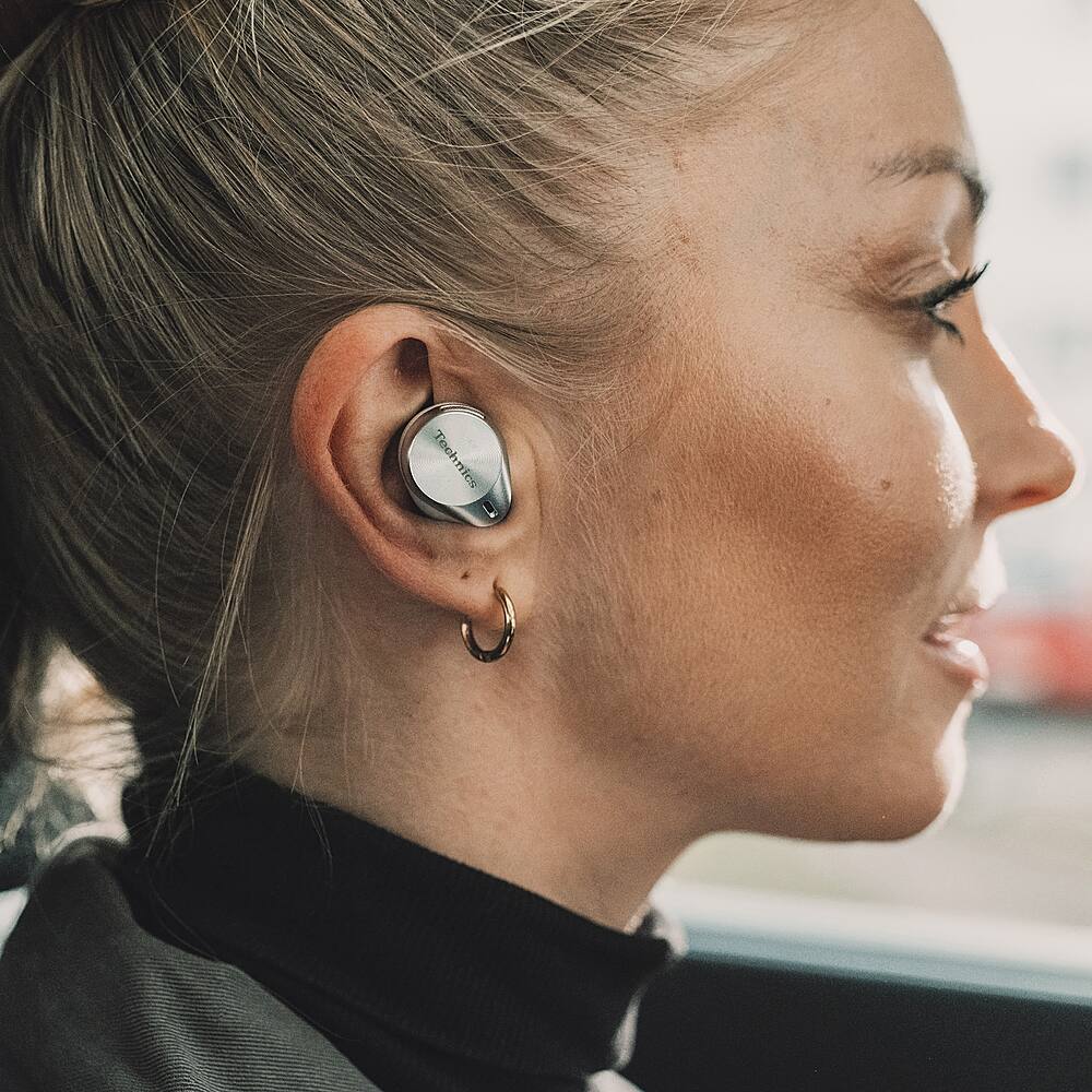 Alt View 18. Technics - Premium HiFi True Wireless Earbuds with Noise Cancelling, 3 Device Multipoint Connectivity, Wireless Charging - Silver.