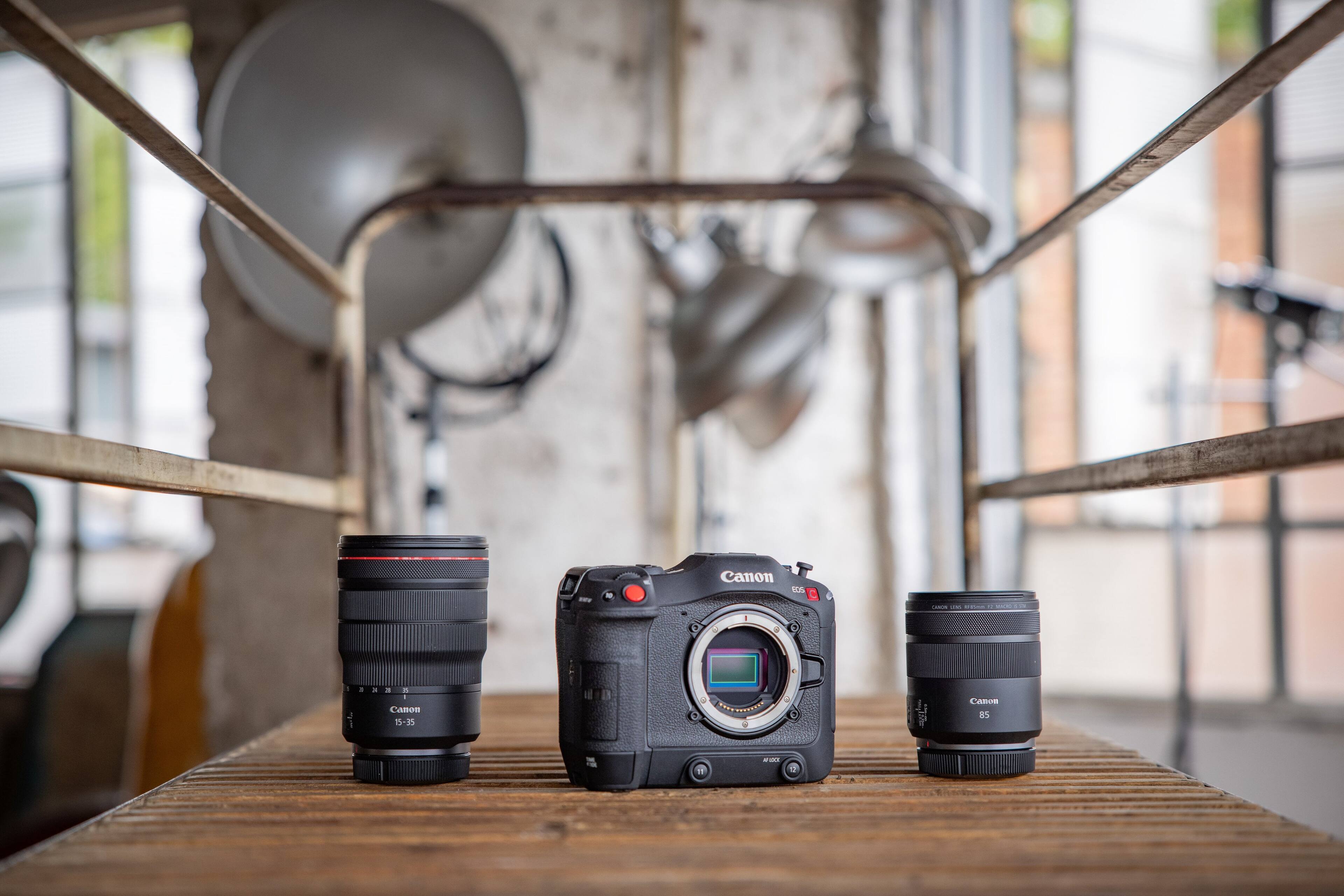 Alt View 16. Canon - EOS C70 4K Video Mirrorless Cinema Camera with RF 24-105mm f/4 L IS USM Lens - Black.