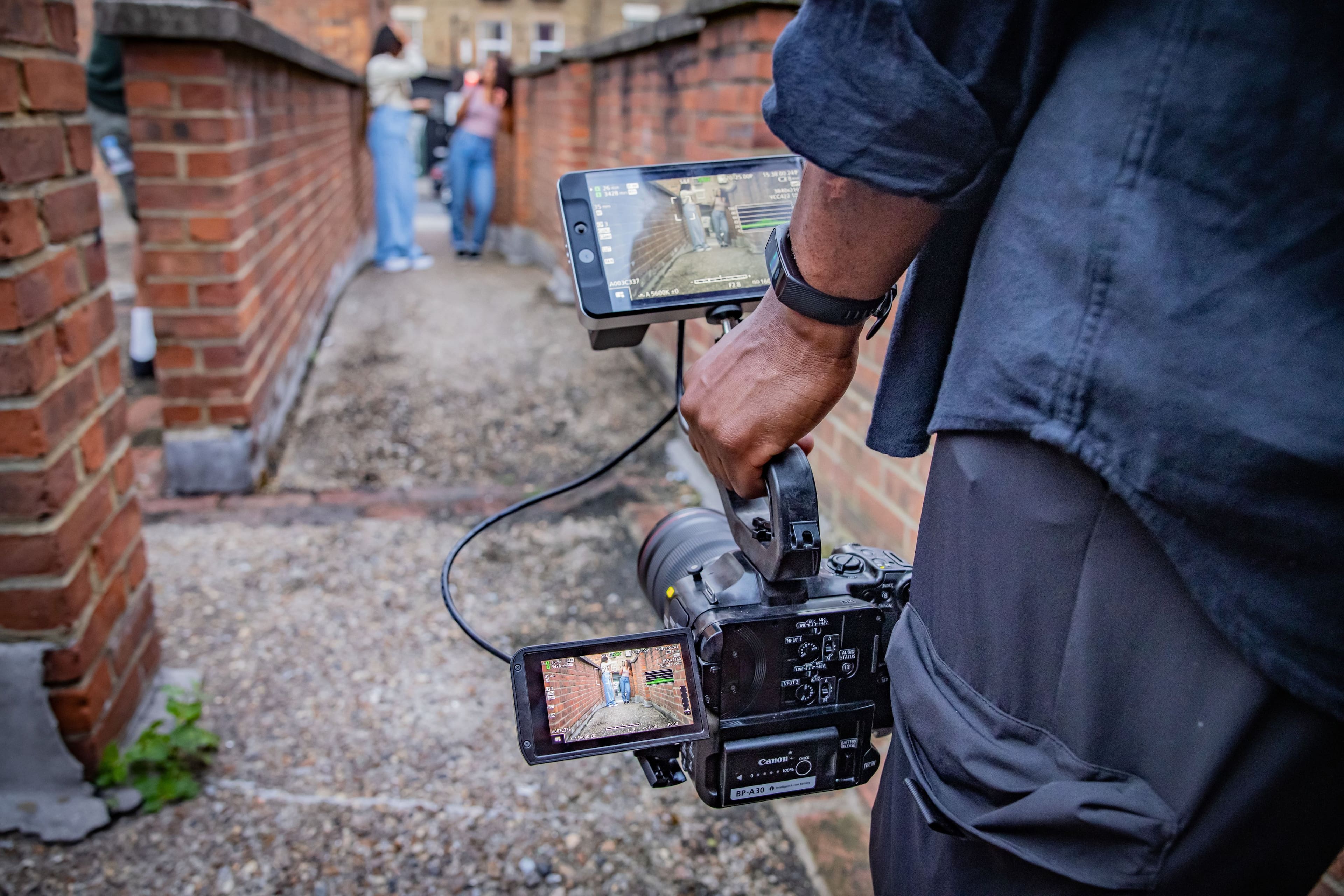 Alt View 29. Canon - EOS C70 4K Video Mirrorless Cinema Camera with RF 24-105mm f/4 L IS USM Lens - Black.