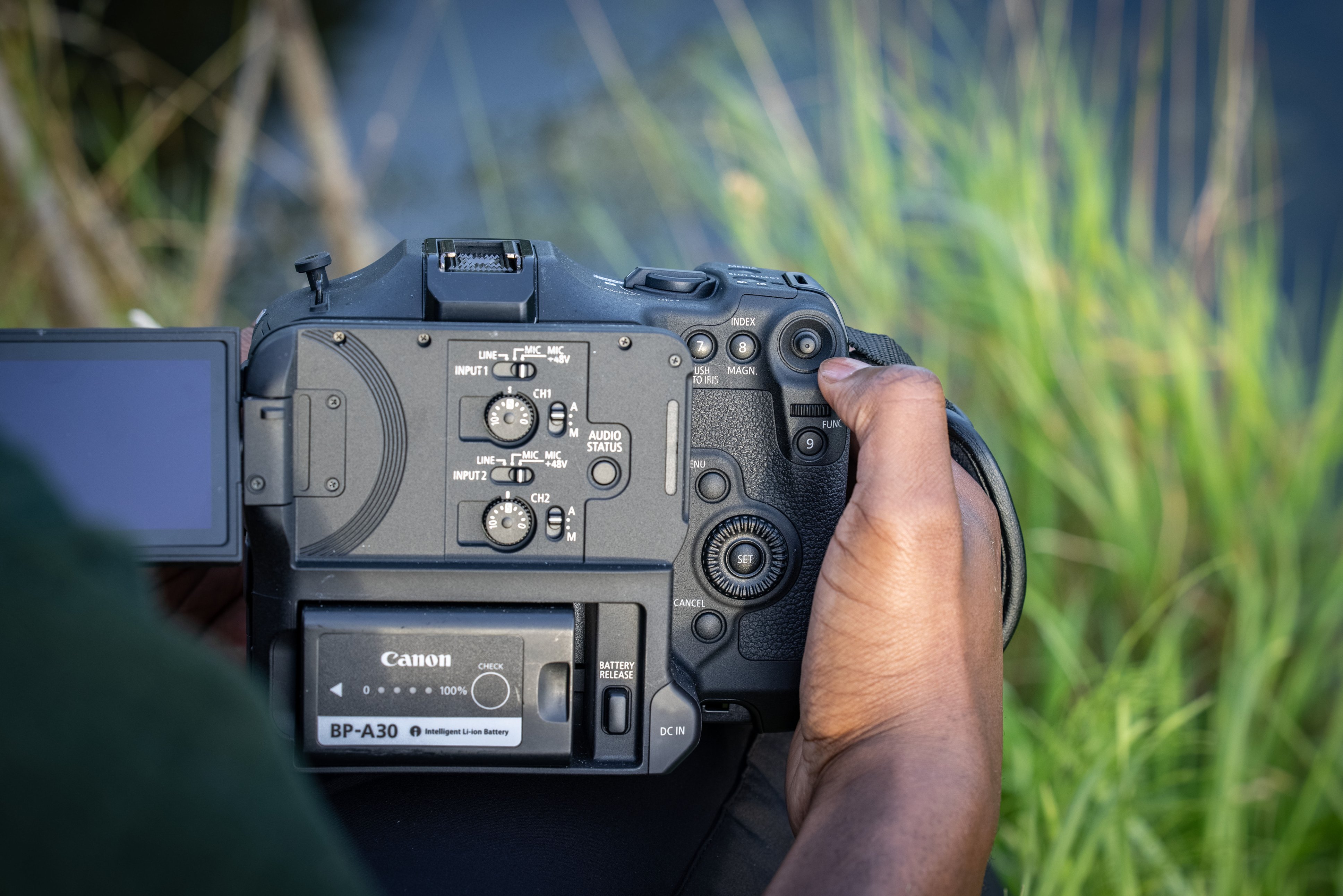 Canon EOS C70 + Objetivo Canon EF 24-105mm f/4L II IS USM - Avisual PRO