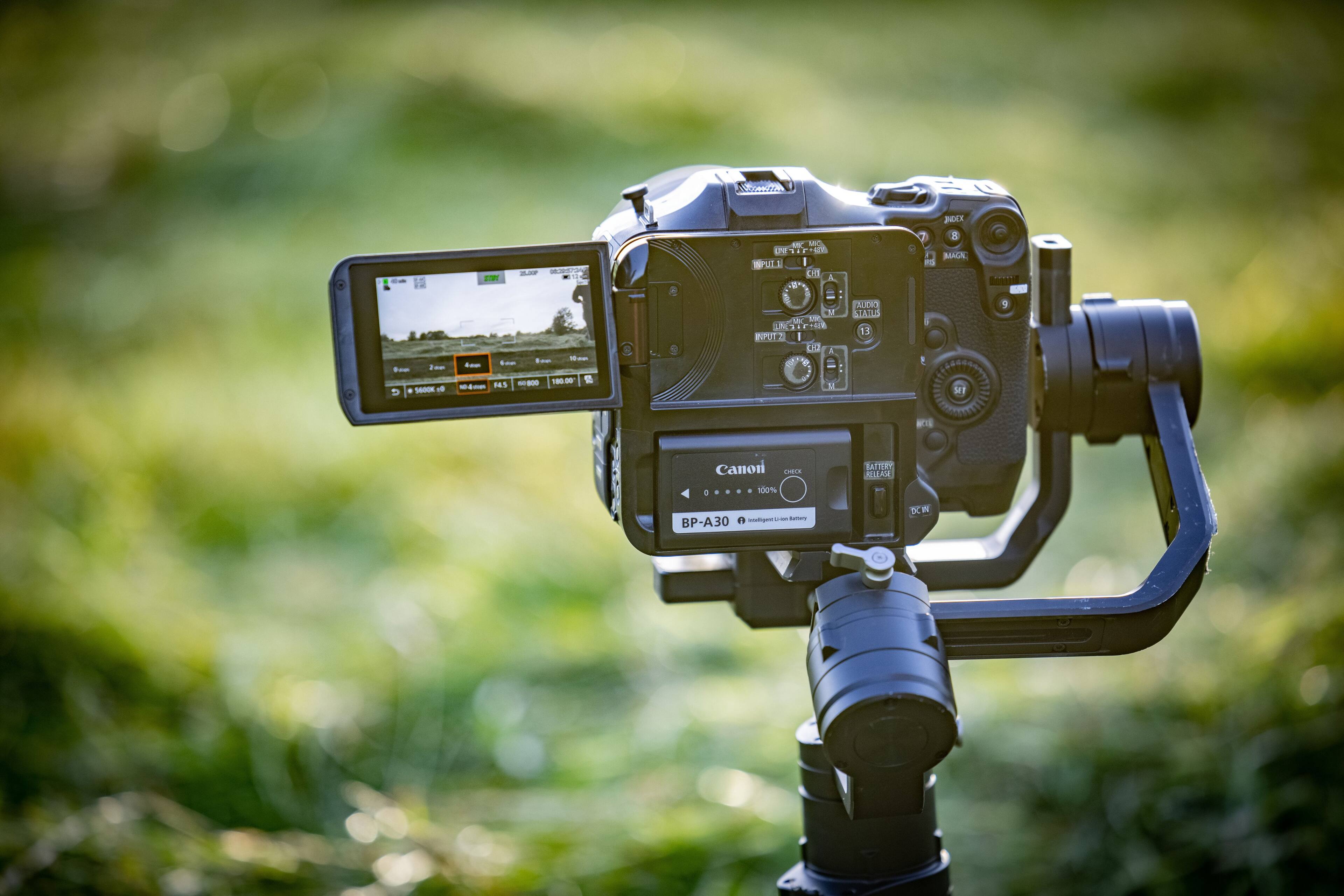 Alt View 38. Canon - EOS C70 4K Video Mirrorless Cinema Camera with RF 24-105mm f/4 L IS USM Lens - Black.