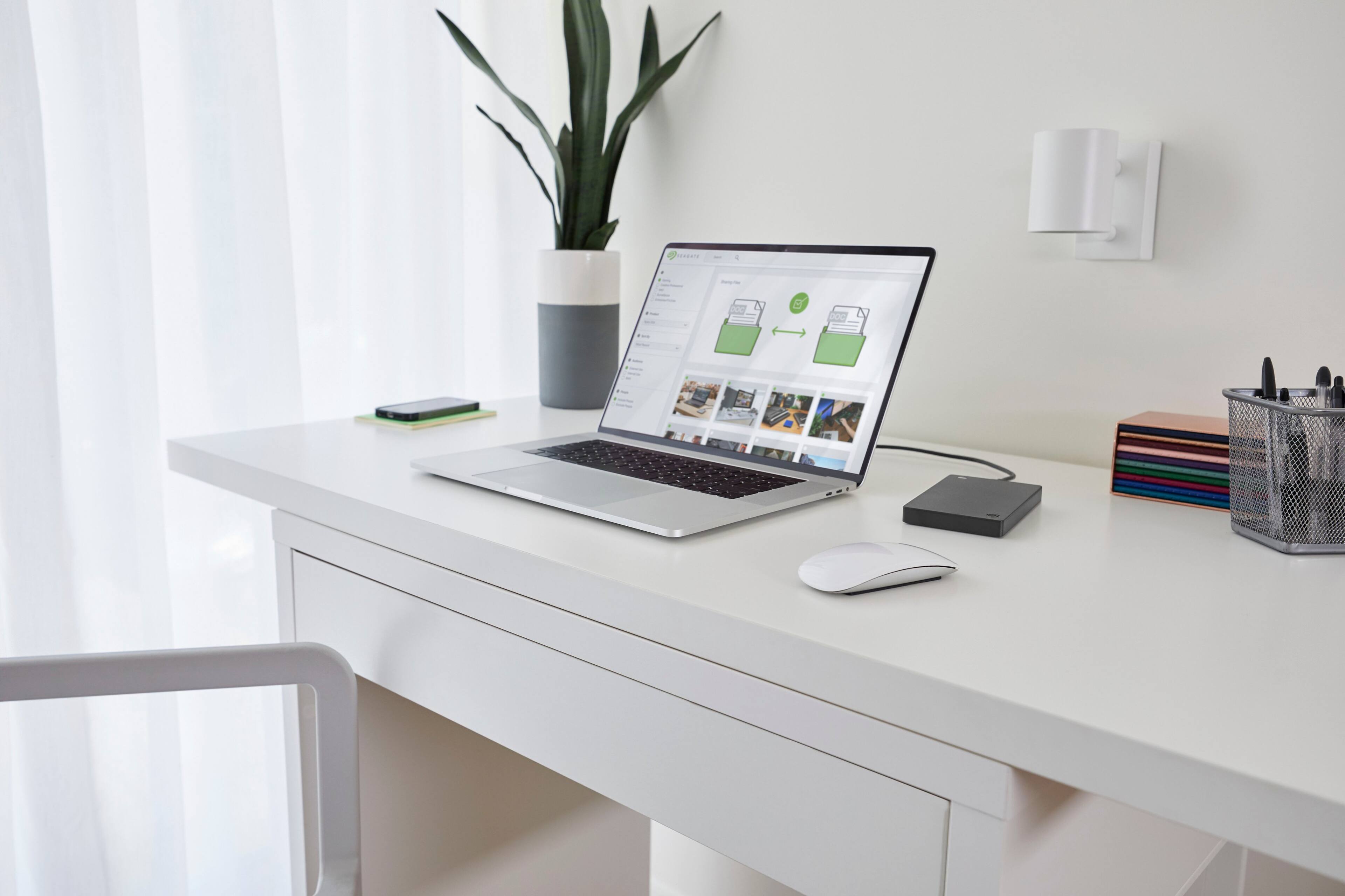 Alt View 1. Seagate - 5TB External USB 3.0 Portable Hard Drive with Rescue Data Recovery Services - Black.