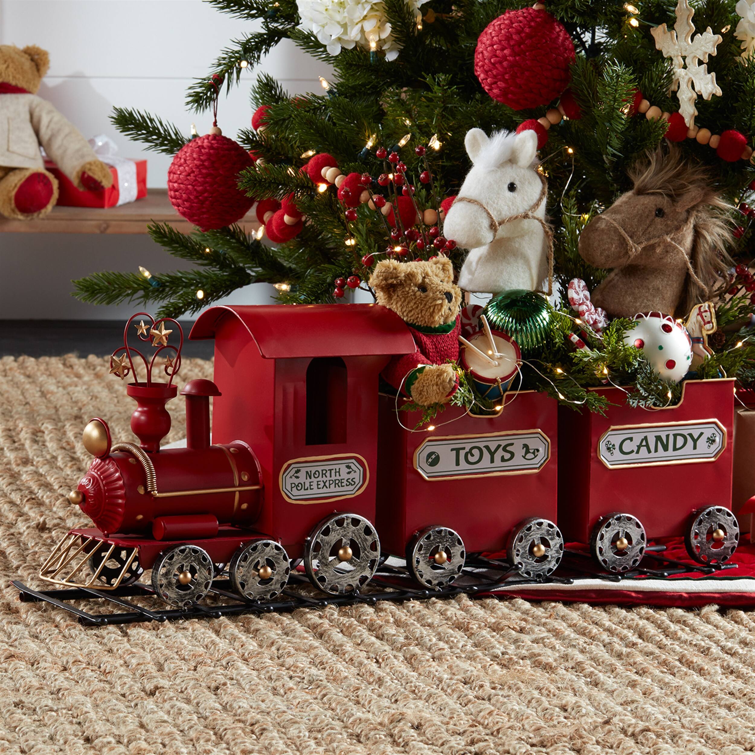 NORTH POLE EXPRESS  
TOYS  
CANDY