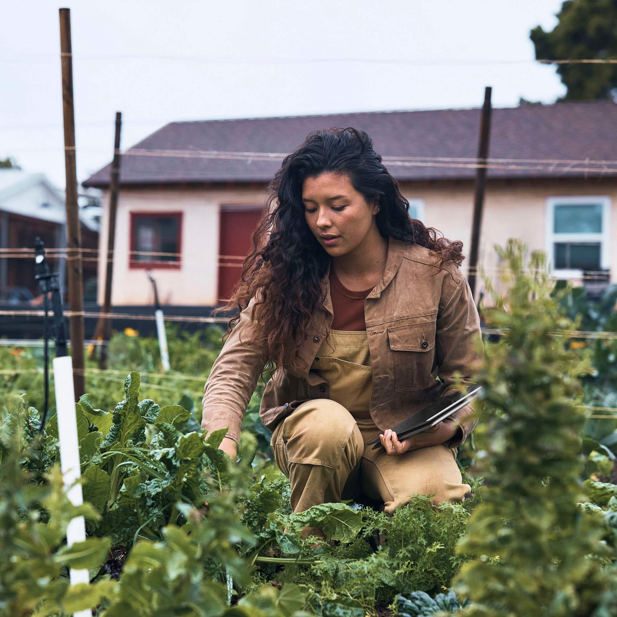 Alt View 14. HP - 2-in-1 14" Wide Ultra XGA Touch-Screen Chromebook Plus Laptop with Google AI - Intel Core i3 - 8GB Memory - 256GB SSD - Mineral Silver.