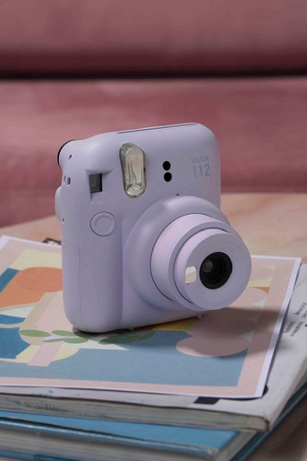 Cámara Fujifilm Instax Mini 12 Lilac Purple Holiday Bundle 2023
