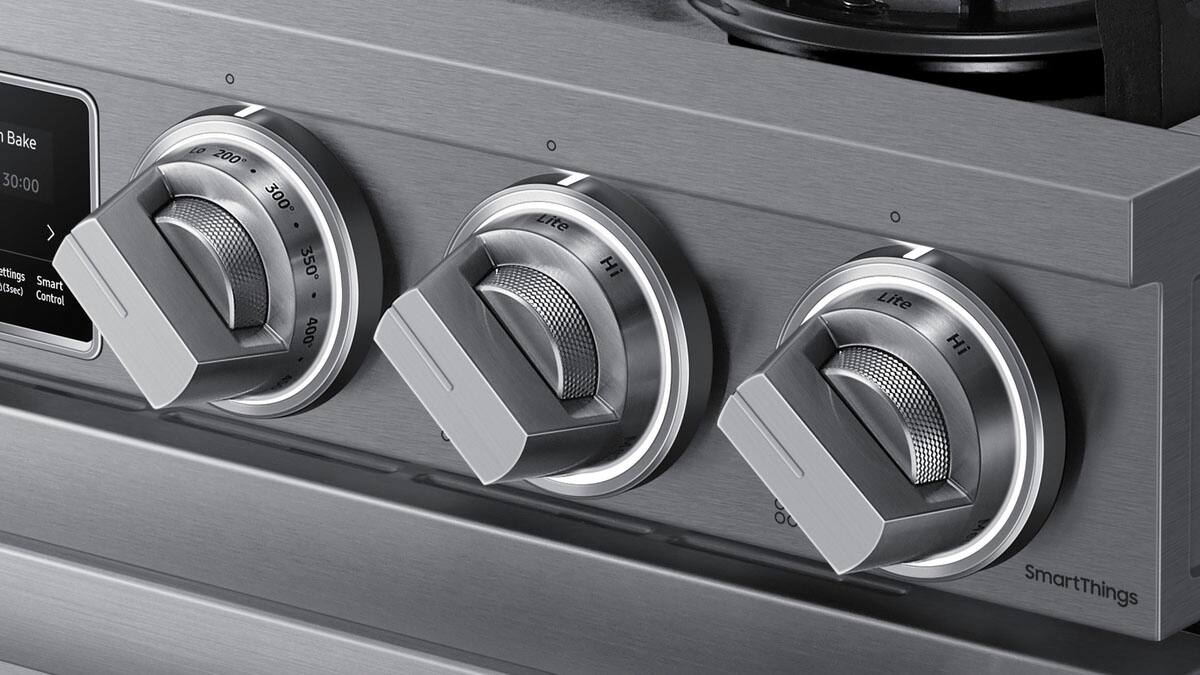 Alt View 17. Dacor - Transitional 6.3 Cu. Ft. Freestanding Dual Fuel Four-Part Pure Convection Pro-Range with Self Clean and Air Sous Vide - Silver Stainless Steel.