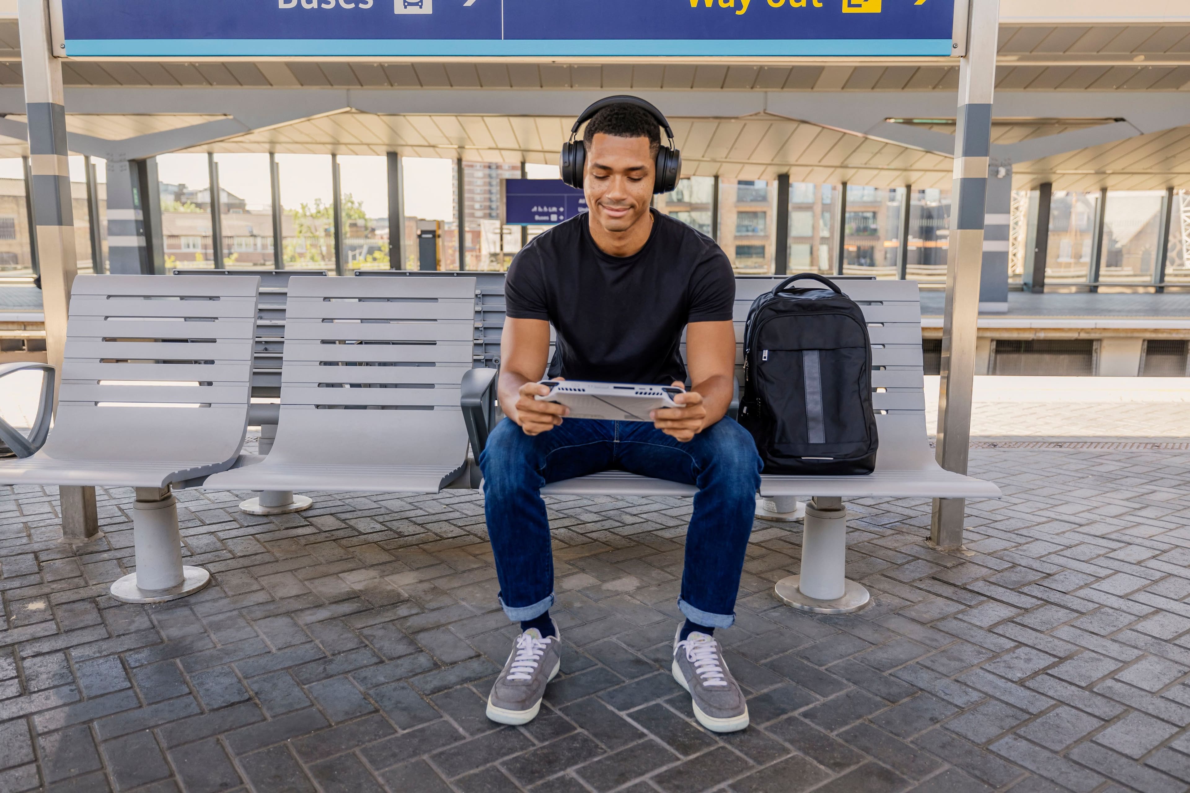 Alt View 20. WD - BLACK SN770M 2TB Internal SSD PCIe Gen 4 x4 M.2 2230 for ROG Ally and Steam Deck - Black.