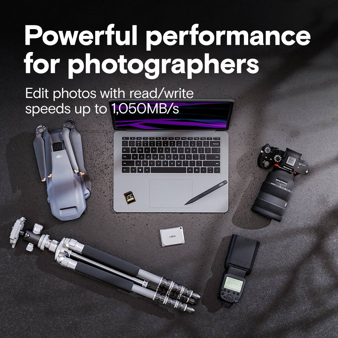 Powerful performance for photographers: Edit photos with read/write speeds up to 1,050MB/s.