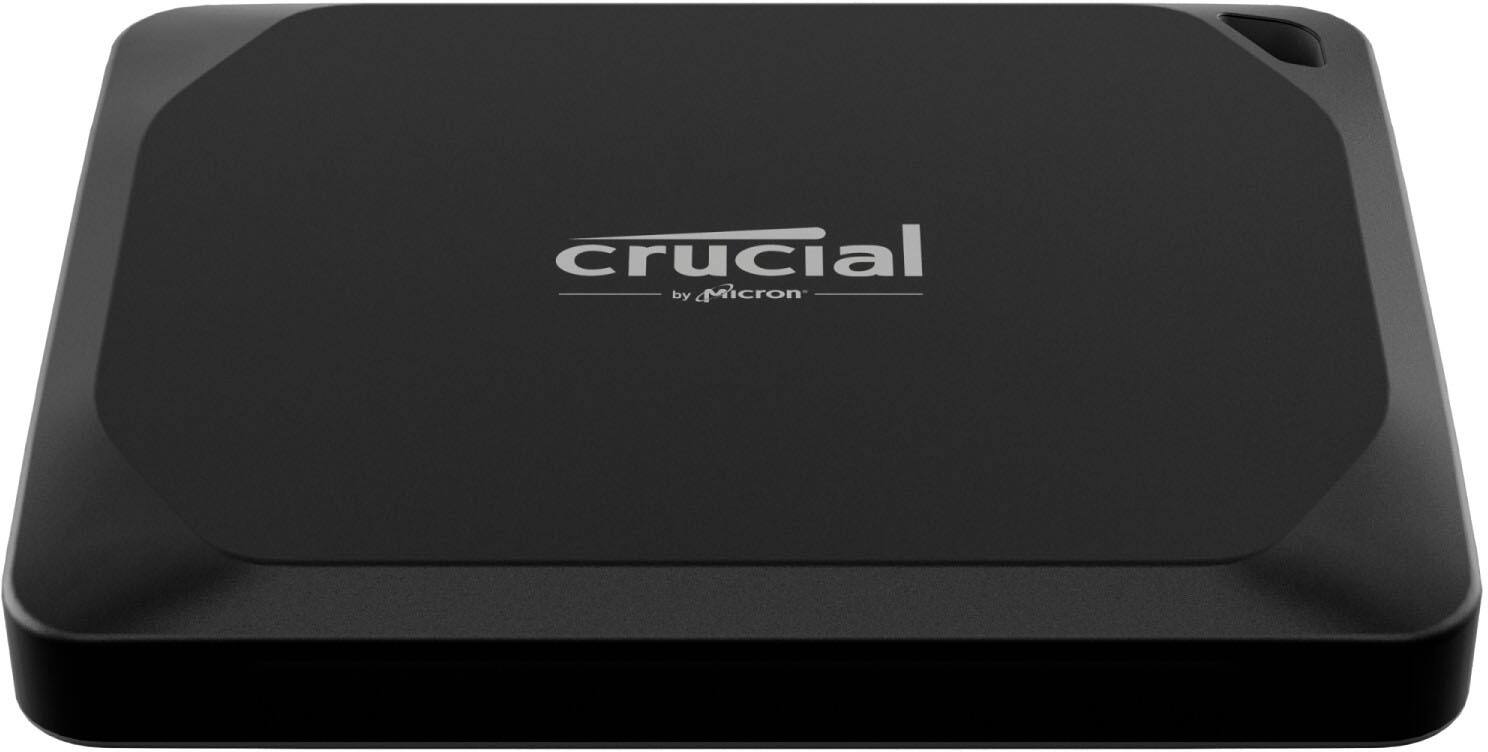 Angle. Crucial - X10 Pro 1TB USB-C External SSD - Black.
