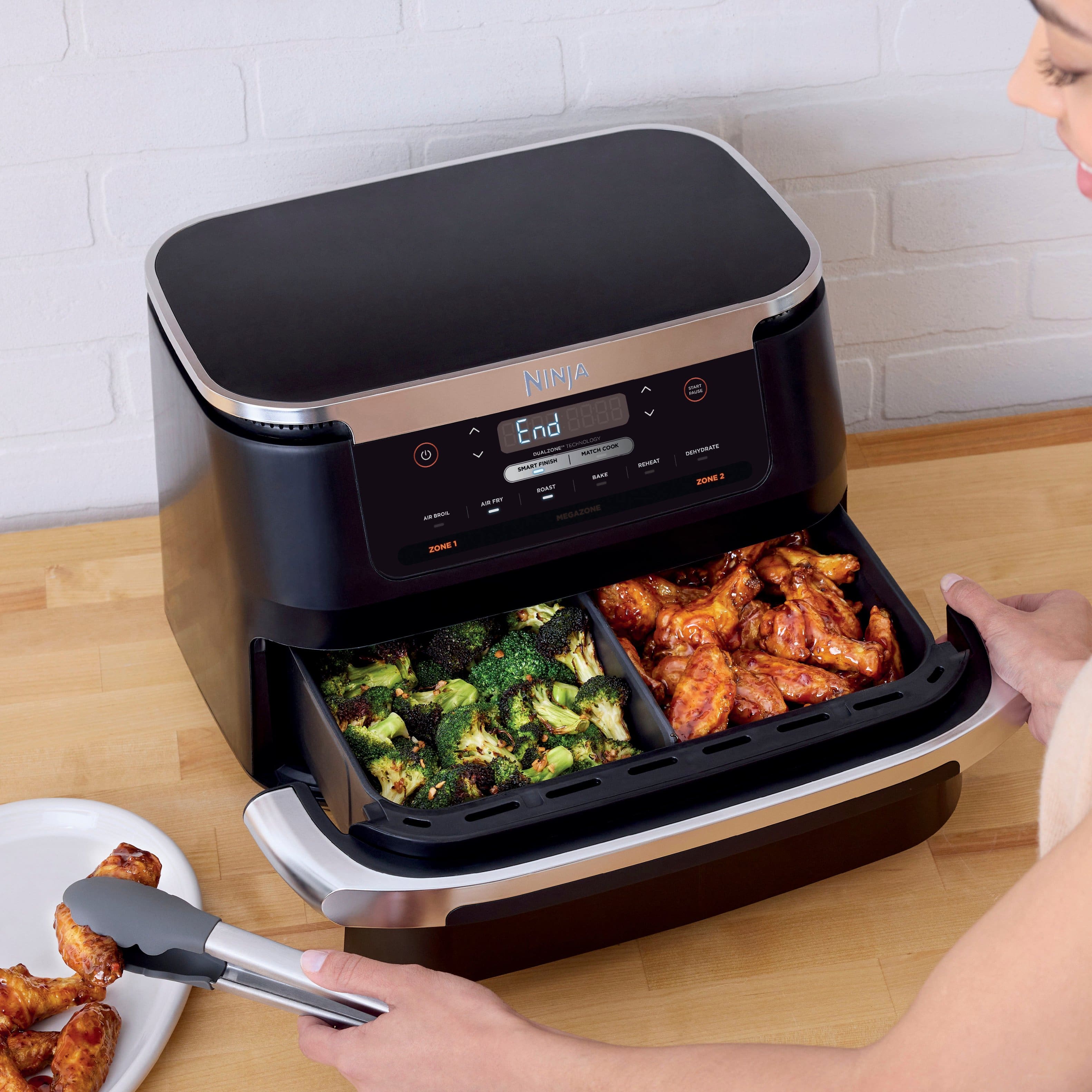 Alt View 1. Ninja - Foodi DualZone FlexBasket Air Fryer with 7-qt MegaZone - Black.