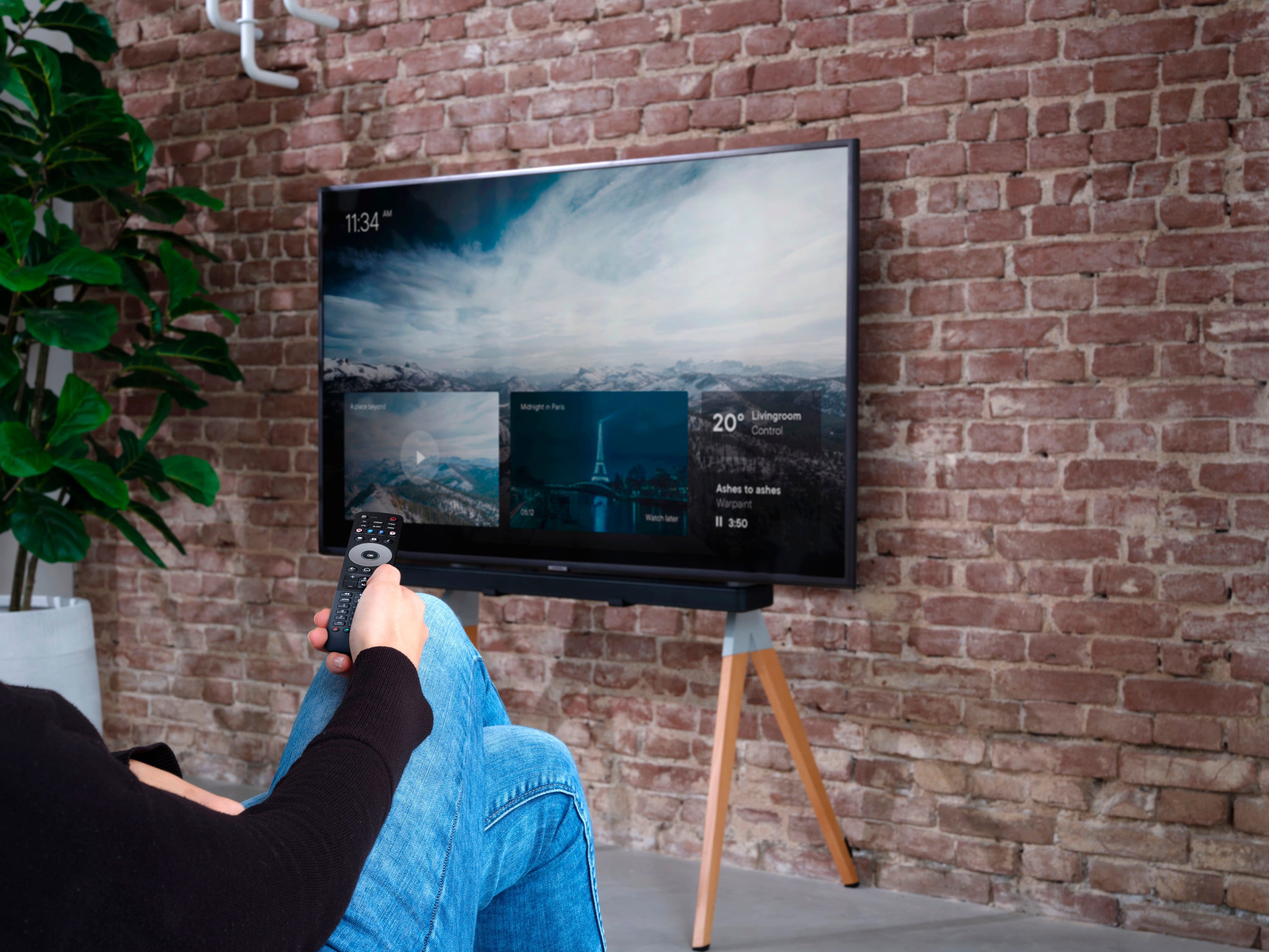 Alt View 12. One for All - One For All Smart Control PRO 6 - Black.