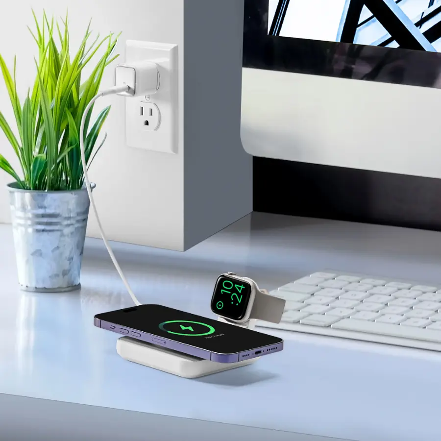 Alt View 19. Best Buy essentials™ - 2-in-1 15W Wireless Charger Kit with Watch Charger Holder for iPhone, Samsung and More Qi Devices - White.