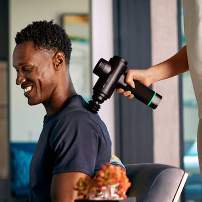 Hyperice Hypervolt 2 Percussion Massage Device Black 53200 038-01 Hyperice Hypervolt 2 Percussion Massage Device Black 53200 038-01