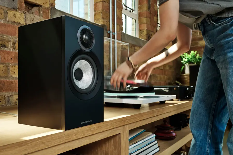 Alt View 14. Bowers & Wilkins - 600 S3 Series Bookshelf Speaker with 1" Tweeter and 5" Midbass (Pair) - Black.