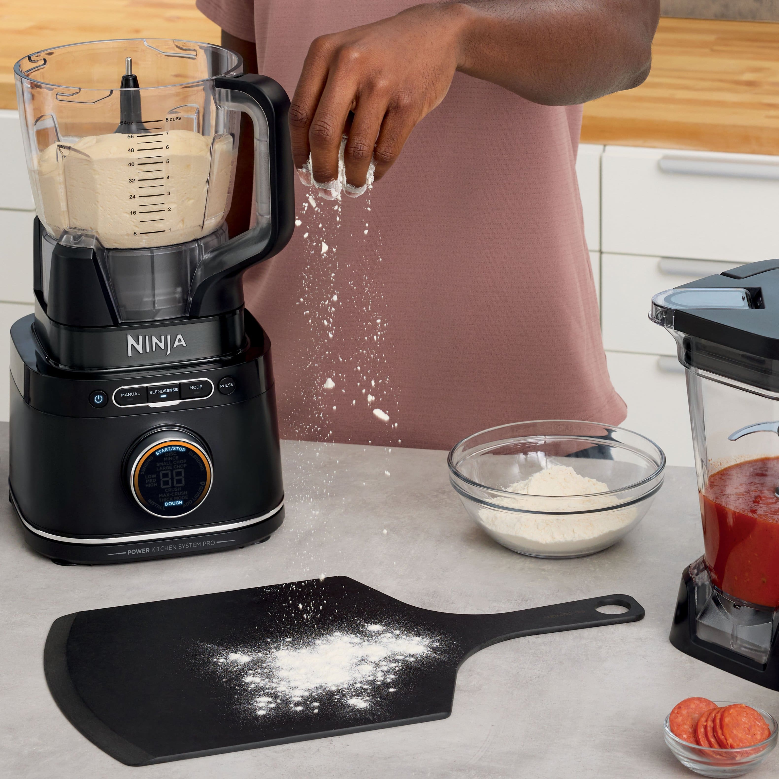 Dough Mode One-touch processing program allows you to simply mix any type of dough or batter.
