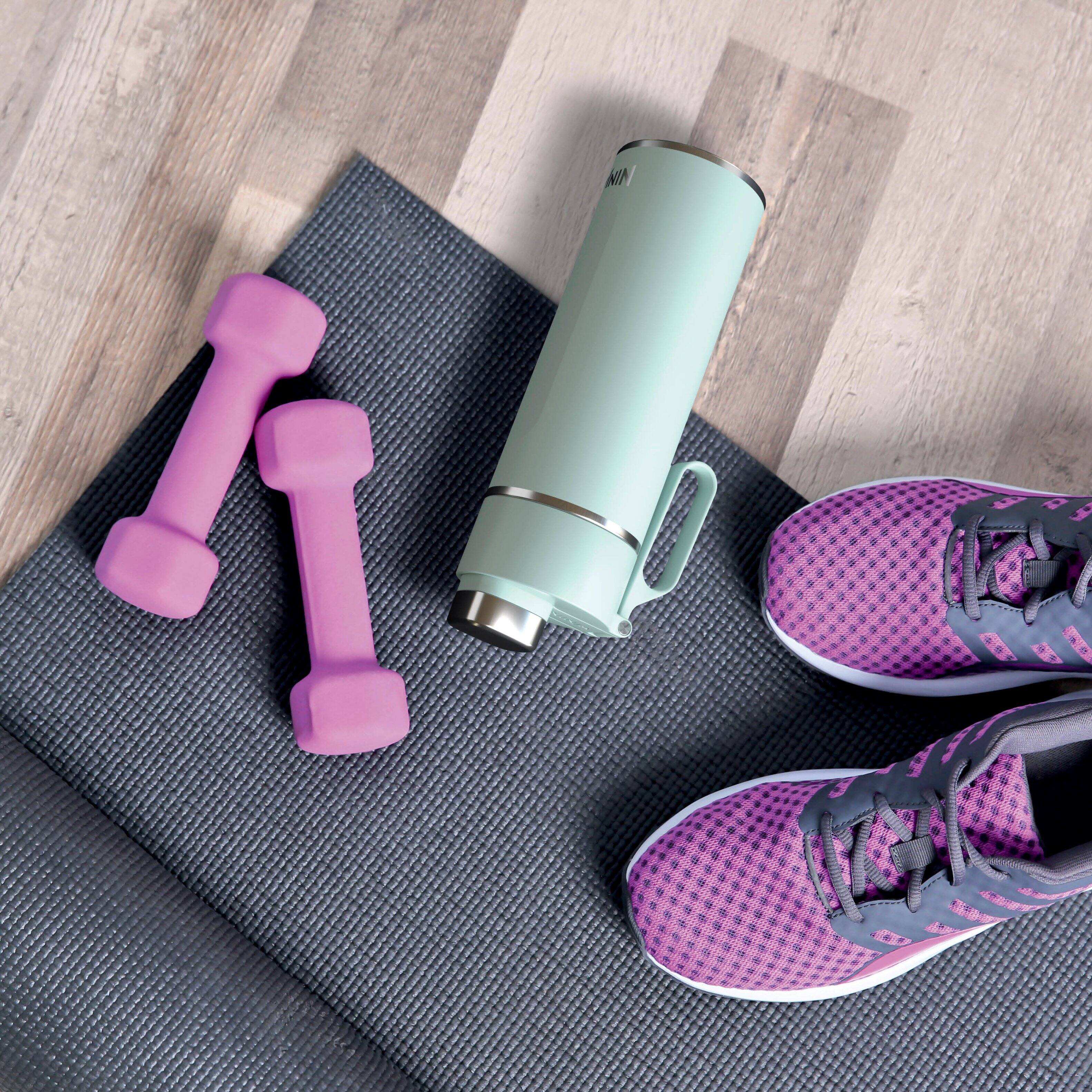 Alt View 19. Ninja - Thirsti 18oz. Travel Bottle - Seafoam Blue.