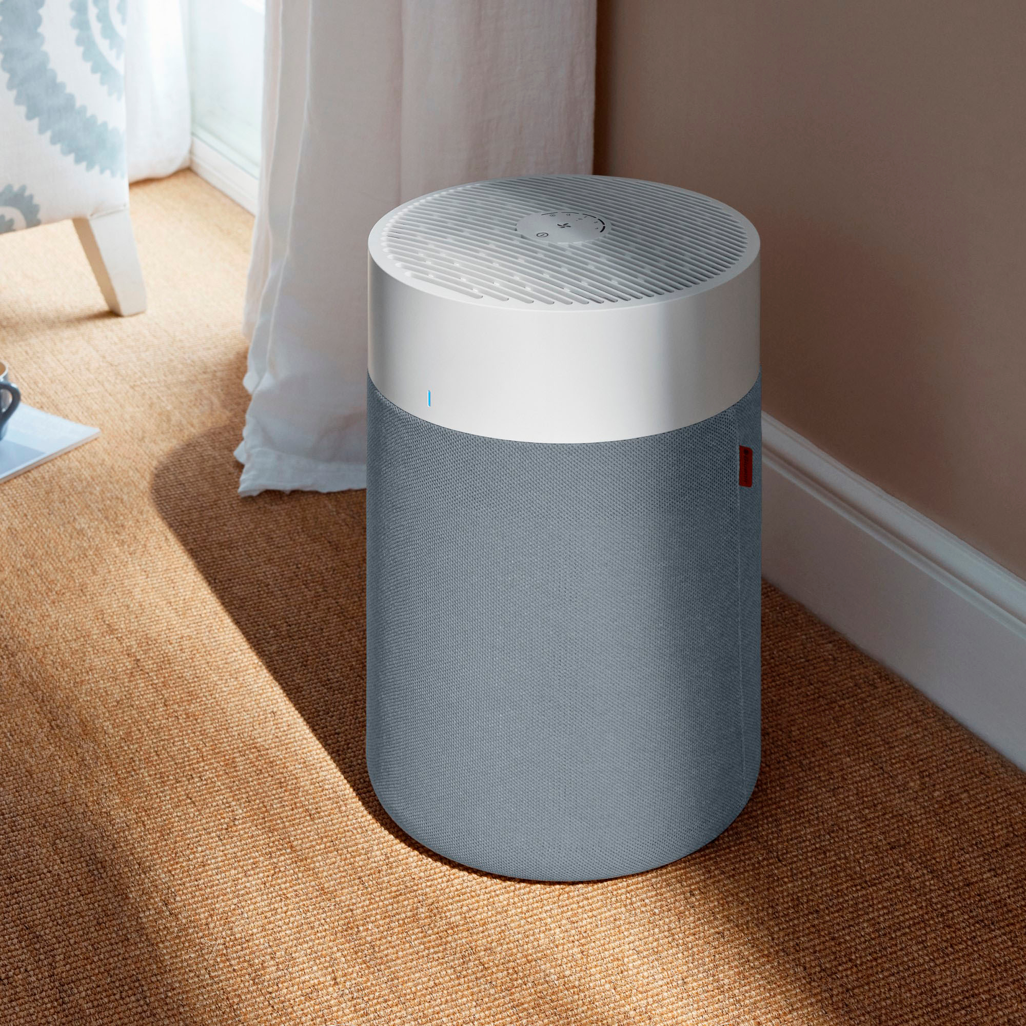 Alt View 13. Blueair - Blue Pure 311i Max 387 Sq. Ft Smart HEPASilent Air Purifier - White/Seabed.