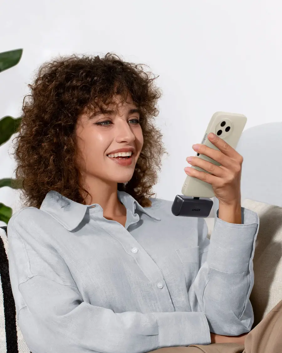 Vista Alt 3. Anker - Nano Power Bank con Conector USB-C Plegable Incorporado - Negro.