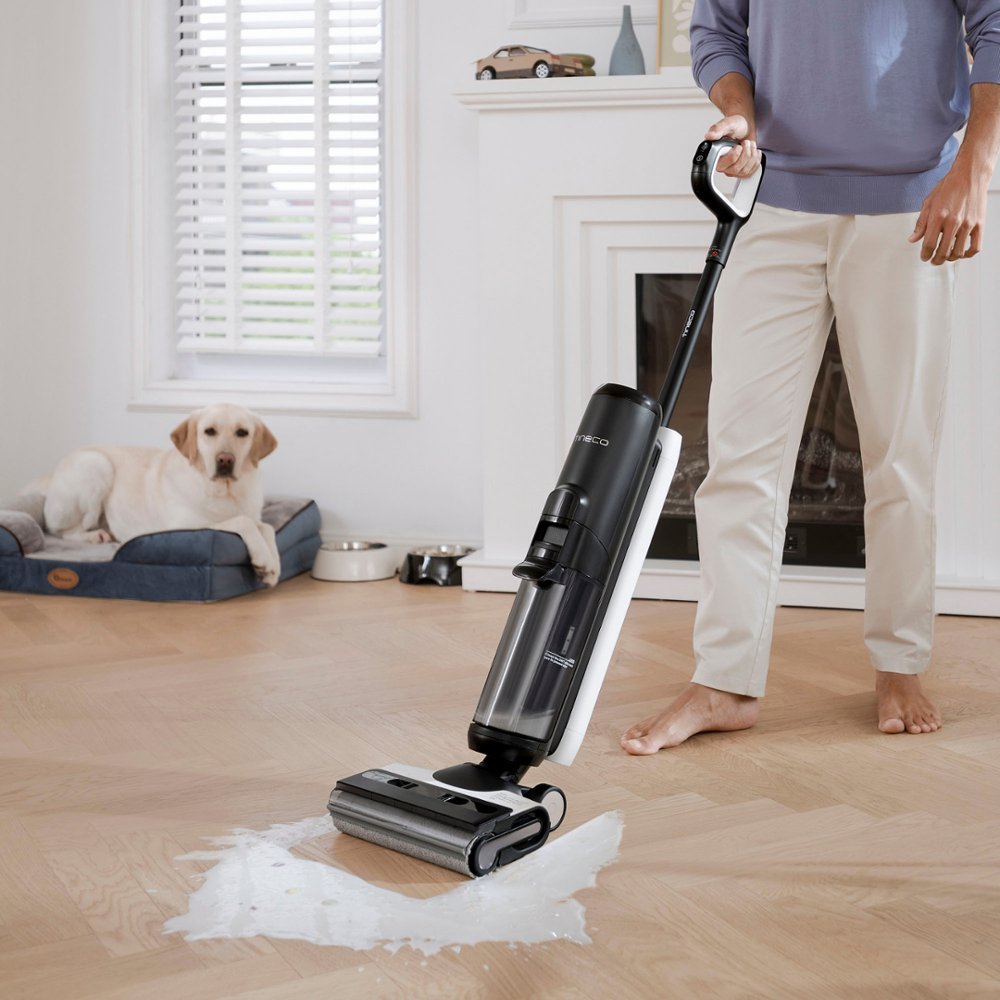 Zoom in on Alt View Zoom 13. Tineco - Floor One S6 Extreme Pro – 3 in 1 Mop, Vacuum & Self Cleaning Smart Floor Washer with iLoop Smart Sensor - Black.