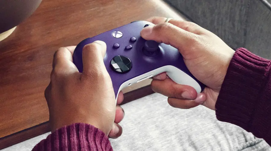 Alt View 17. Microsoft - Xbox Wireless Controller for Xbox Series X, Xbox Series S, Xbox One, Windows Devices - Astral Purple.