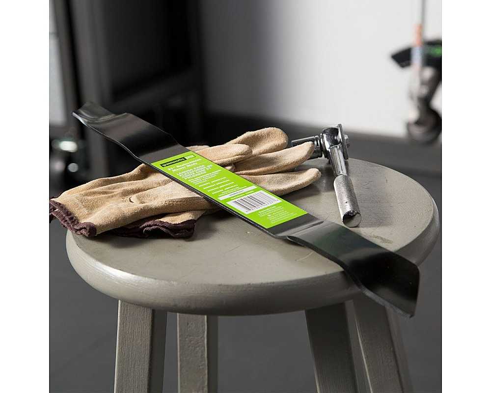 Alt View 12. Greenworks - 21" (51 CM) Replacement Lawn Mower Blade - Black.