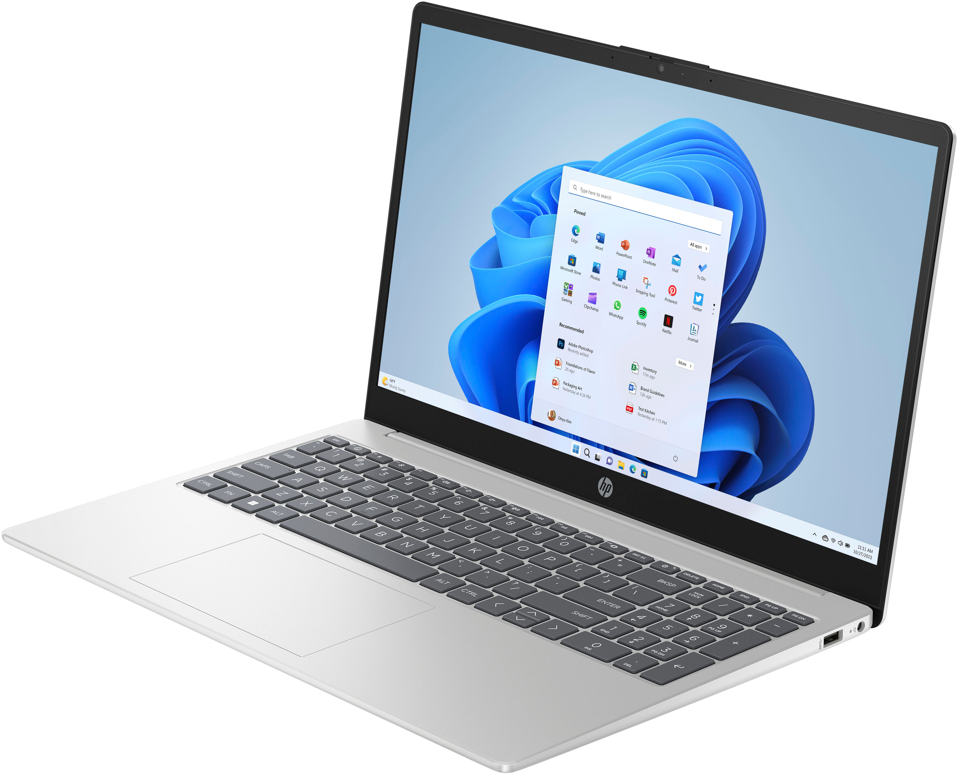 Angle View: HP - 15.6" Full HD Laptop - AMD Ryzen 5 7520U - 16GB Memory - 256GB SSD - Natural Silver