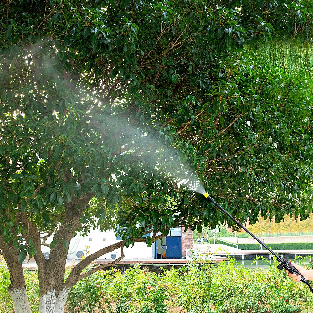 Alt View 3. Greenworks - 80V 4 Gallon Backpack Sprayer with 2Ah Battery & Charger - Green.