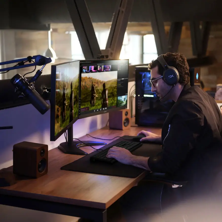 Alt View 13. HP OMEN - 40L Gaming Desktop - AMD Ryzen 7 7700 - 16GB DDR5 Memory - NVIDIA GeForce RTX 4060 Ti - 1TB SSD - Black.
