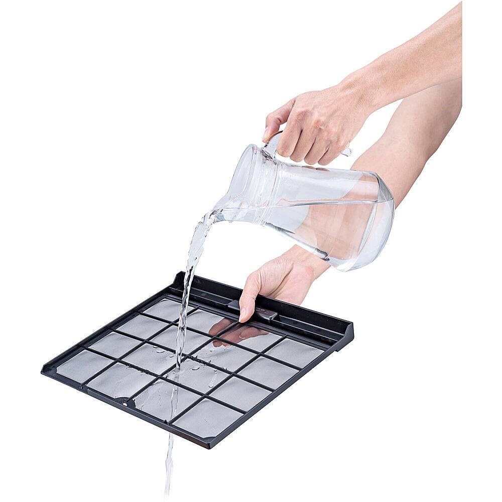 Angle. Honeywell - 14,000 BTU Portable Air Conditioner, Dehumidifier and Fan - Black.