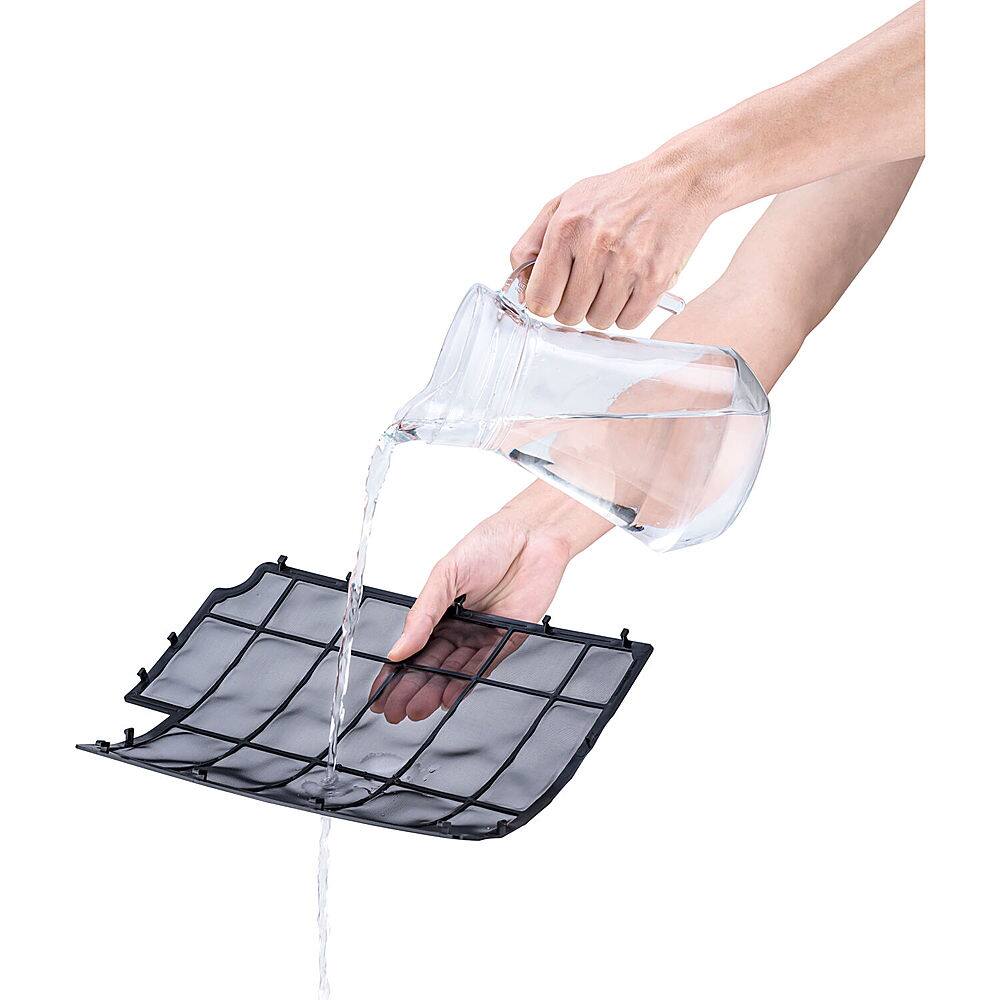 Alt View 15. Honeywell - 14,000 BTU Portable Air Conditioner, Dehumidifier and Fan - Black.