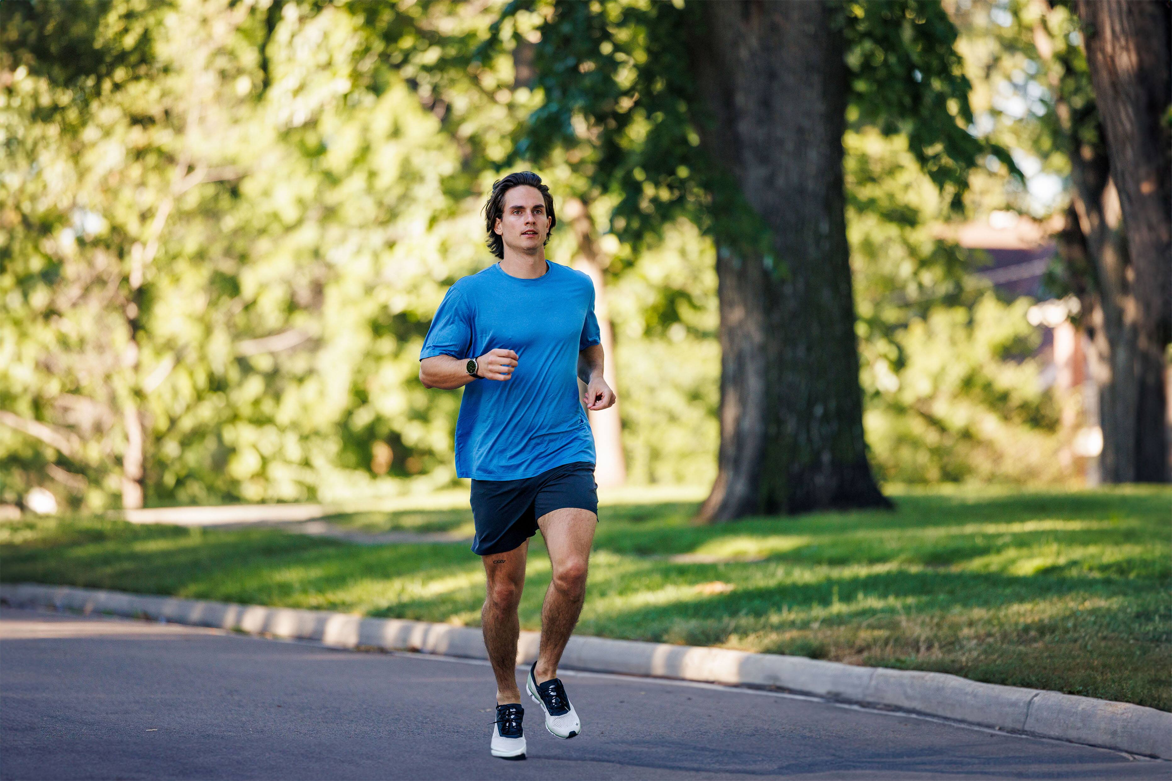 Alt View 18. Amazfit - Balance Smartwatch 38mm Aluminum Alloy - Black.