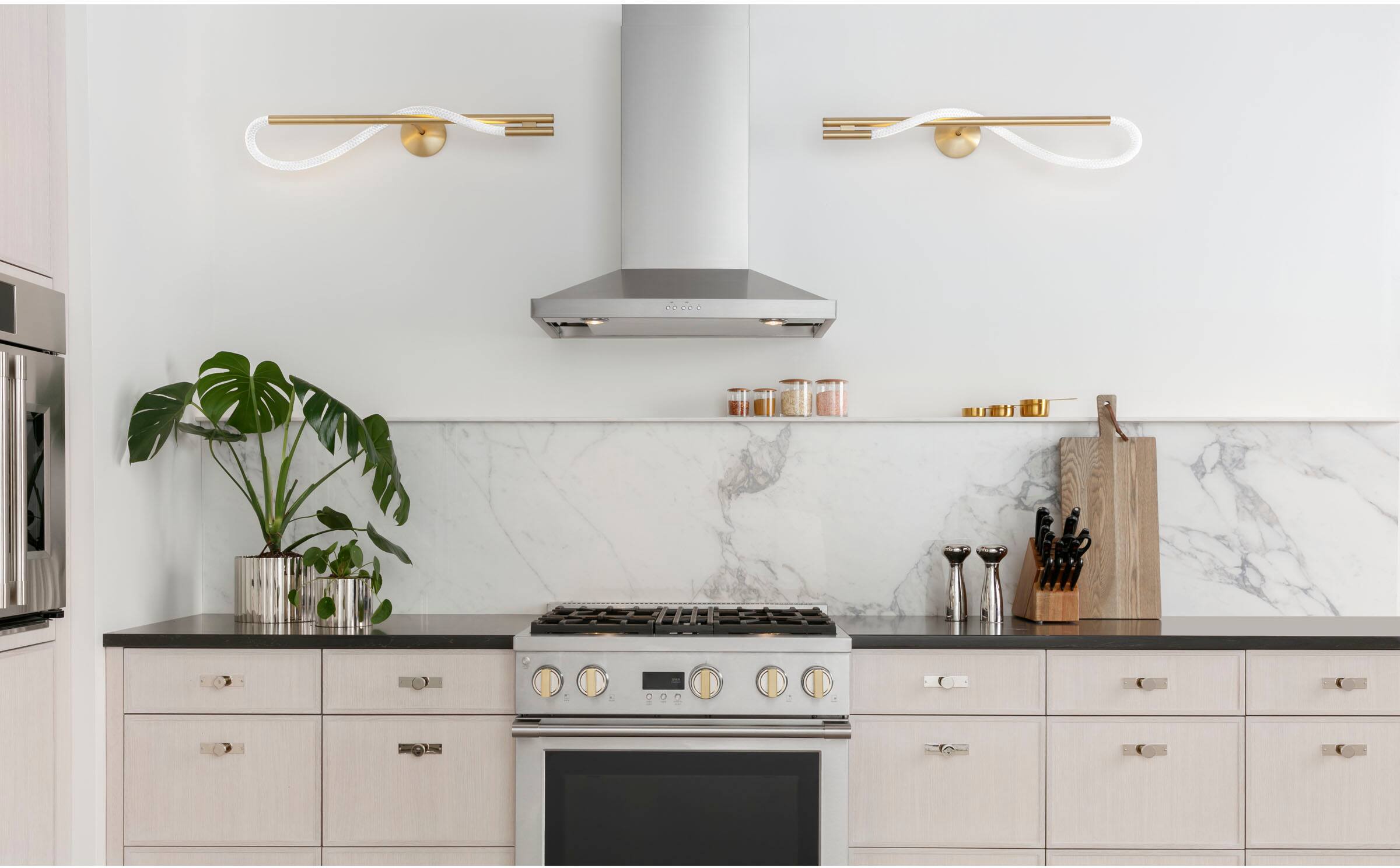 Alt View 19. Monogram - 30" Convertible Range Hood - Stainless Steel.