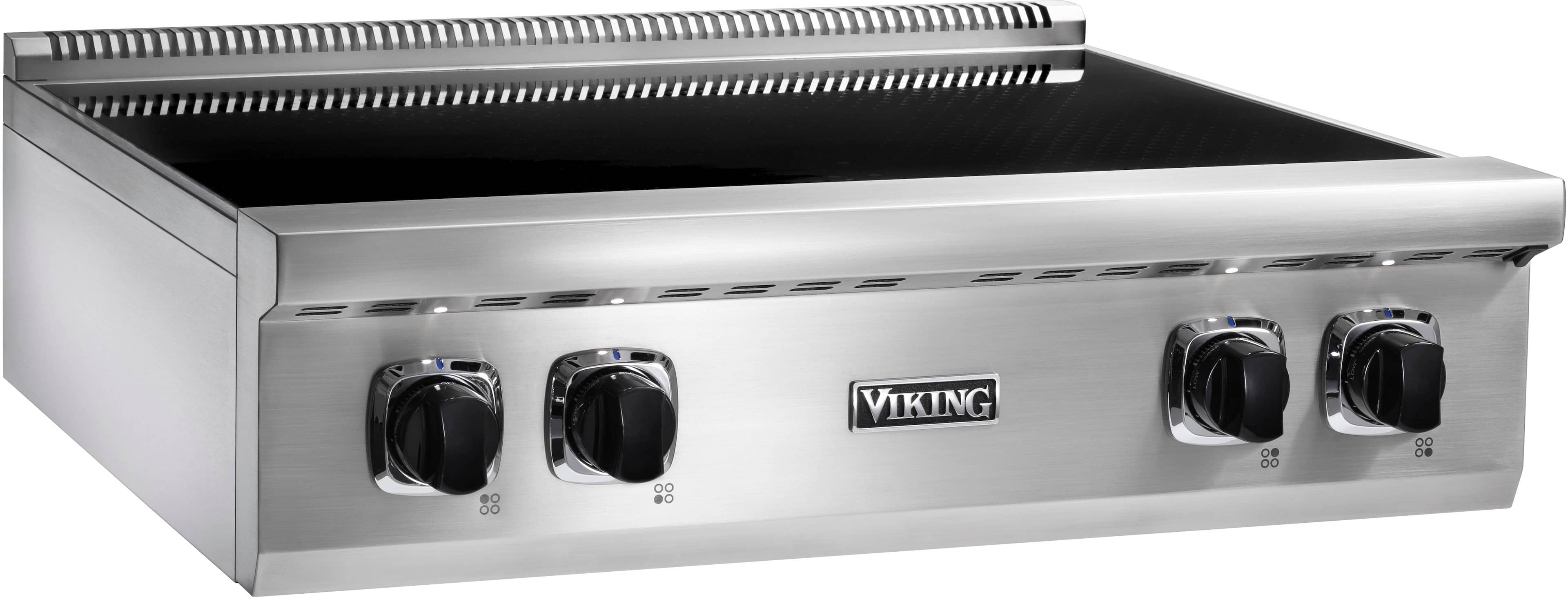 Angle. Viking - 30-inch wide Induction Rangetop - Stainless/black glass.