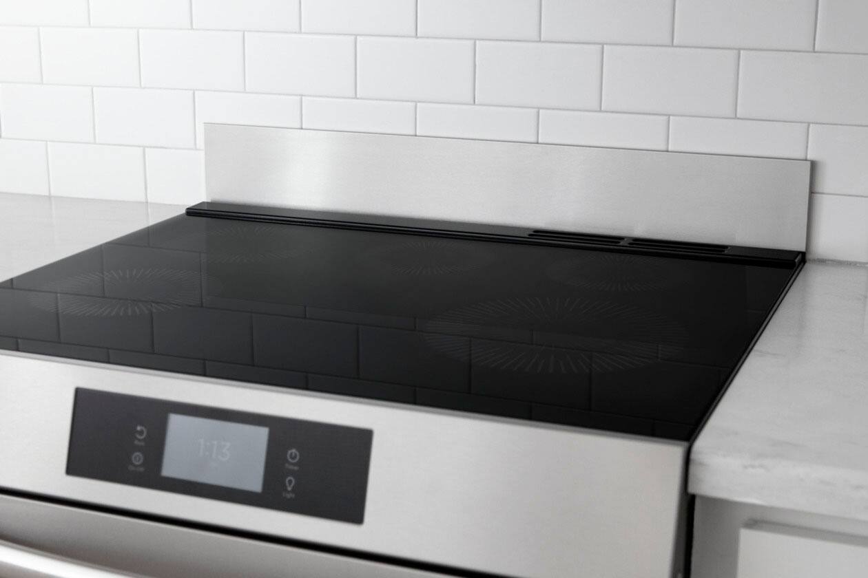 Alt View 12. Frigidaire - Multi-Brand Front Control Freestanding Range Universal Backguard - Silver.