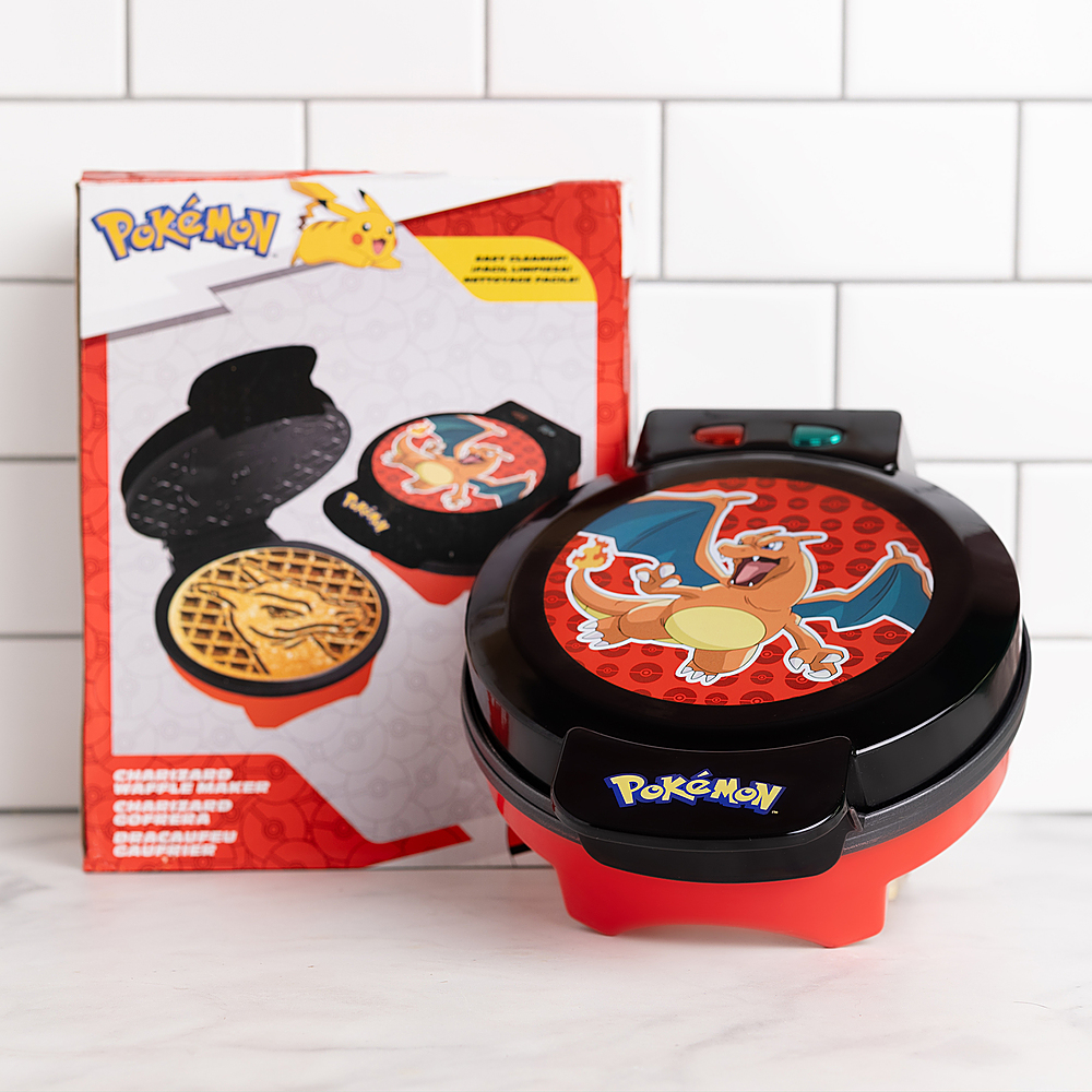 Uncanny Brands Pokemon Pokeball Single Cheese Sandwich Maker - Pokemon Kitchen Appliance