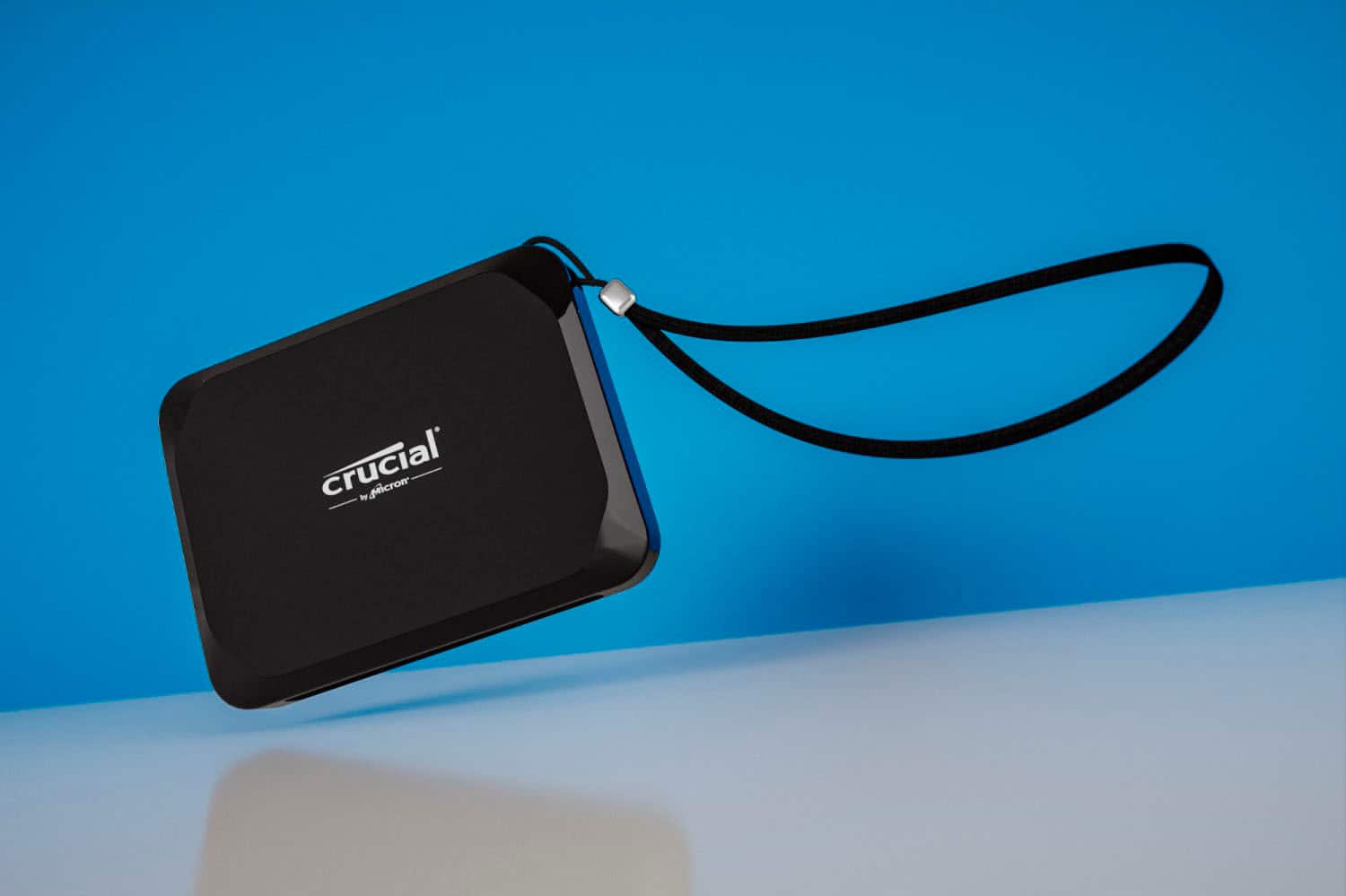 Crucial by Micron Portable SSD X9 4 TB is a storage device designed for your files, games, and backups. It is a portable solution that offers read/write speeds of up to 1050 MB/s and 1050 Mo/s, respectively. The device comes with a limited 5-year warranty, ensuring its durability and reliability.