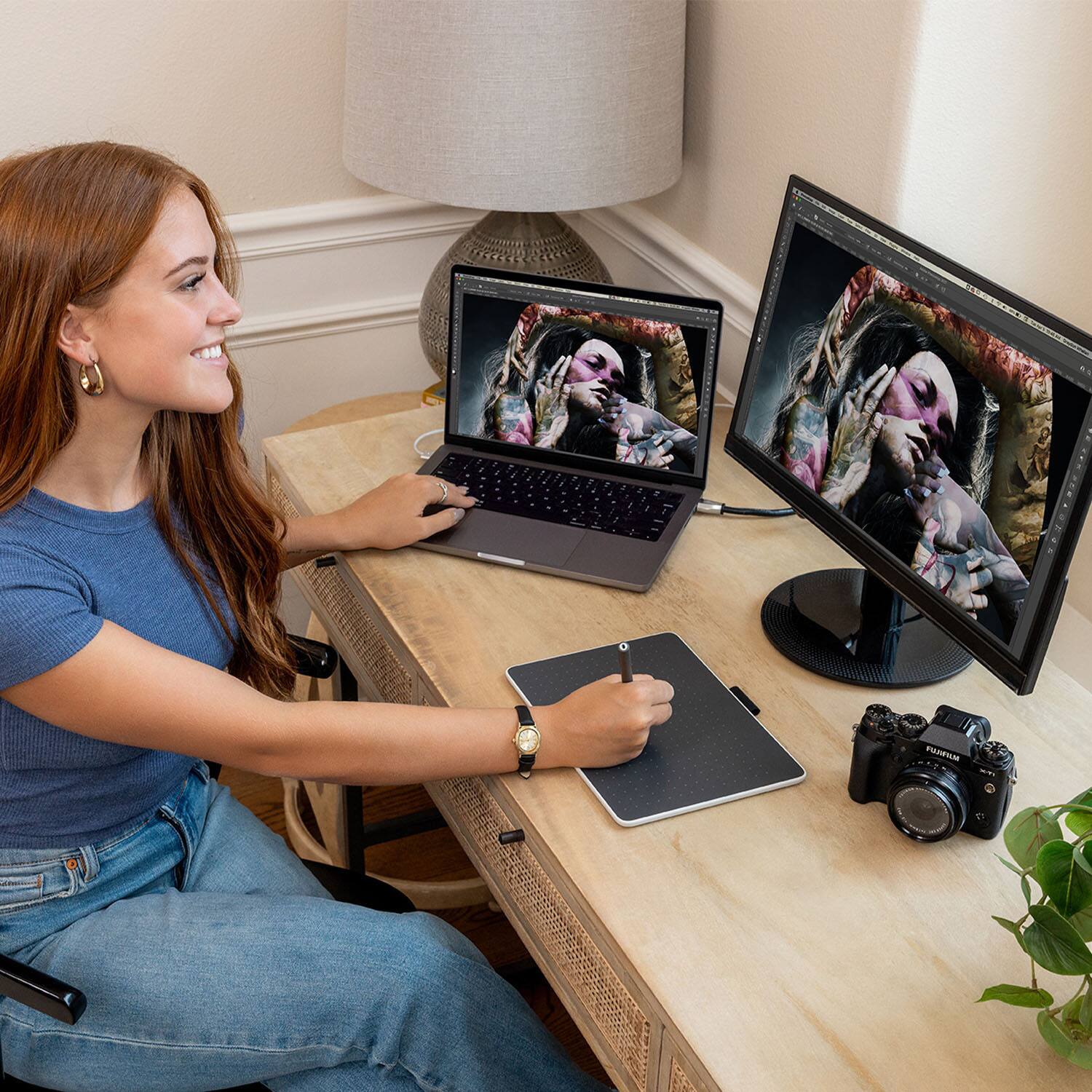 Alt View 11. Wacom - One Medium 9.9" x 7.1" Bluetooth Graphics Drawing Tablet - White.