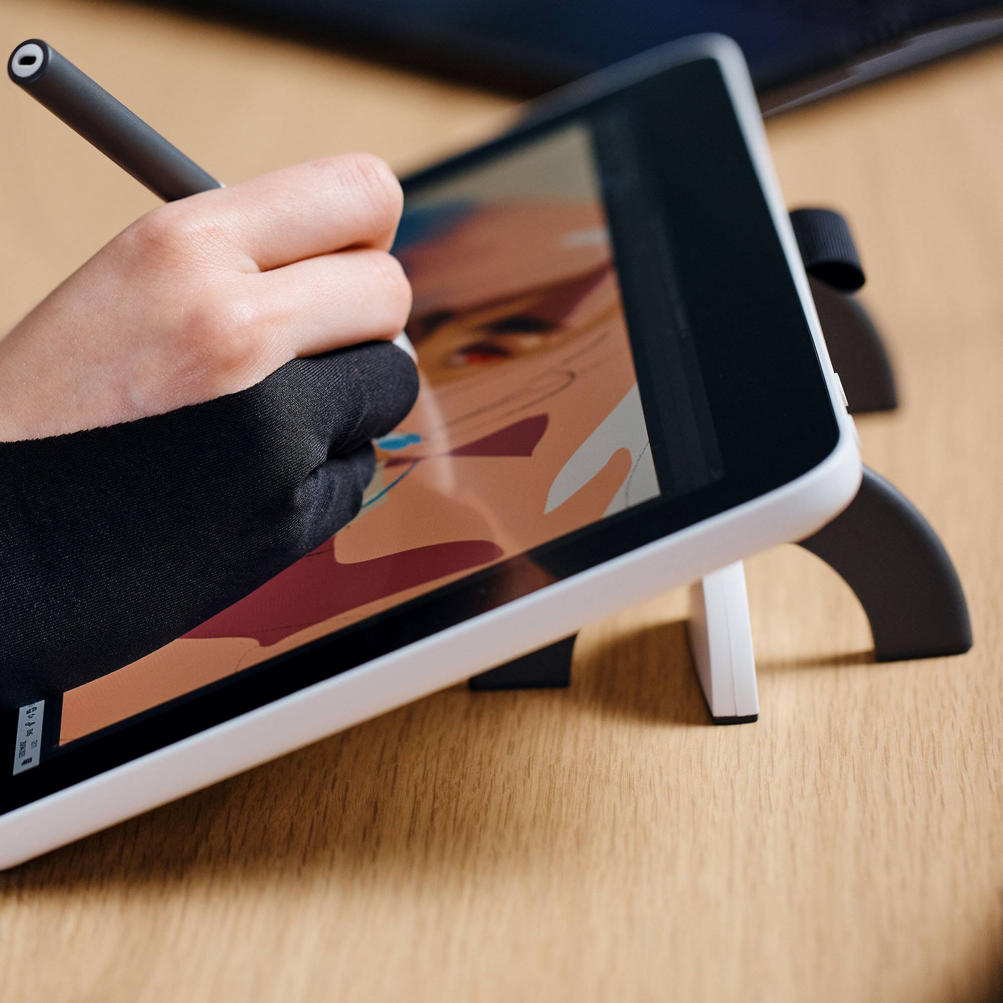 Alt View 11. Wacom - Stand for Wacom One 12 and Wacom One 13 Touch (2023 Editions) - White.