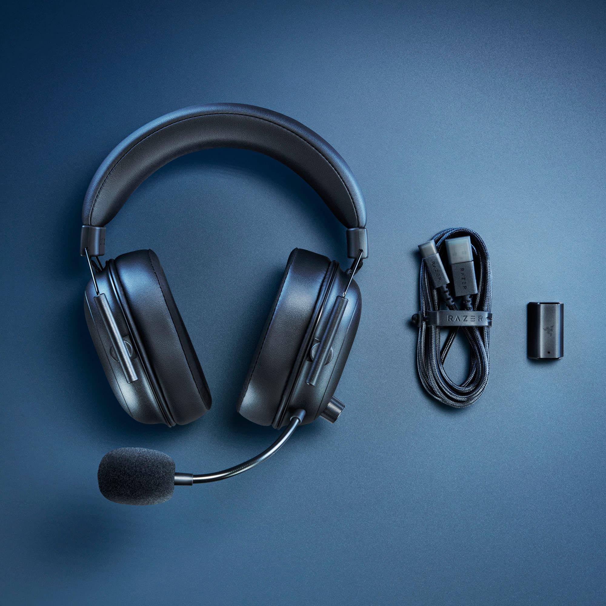 Alt View 18. Razer - Blackshark V2 Hyperspeed Wireless Gaming Headset - Black.