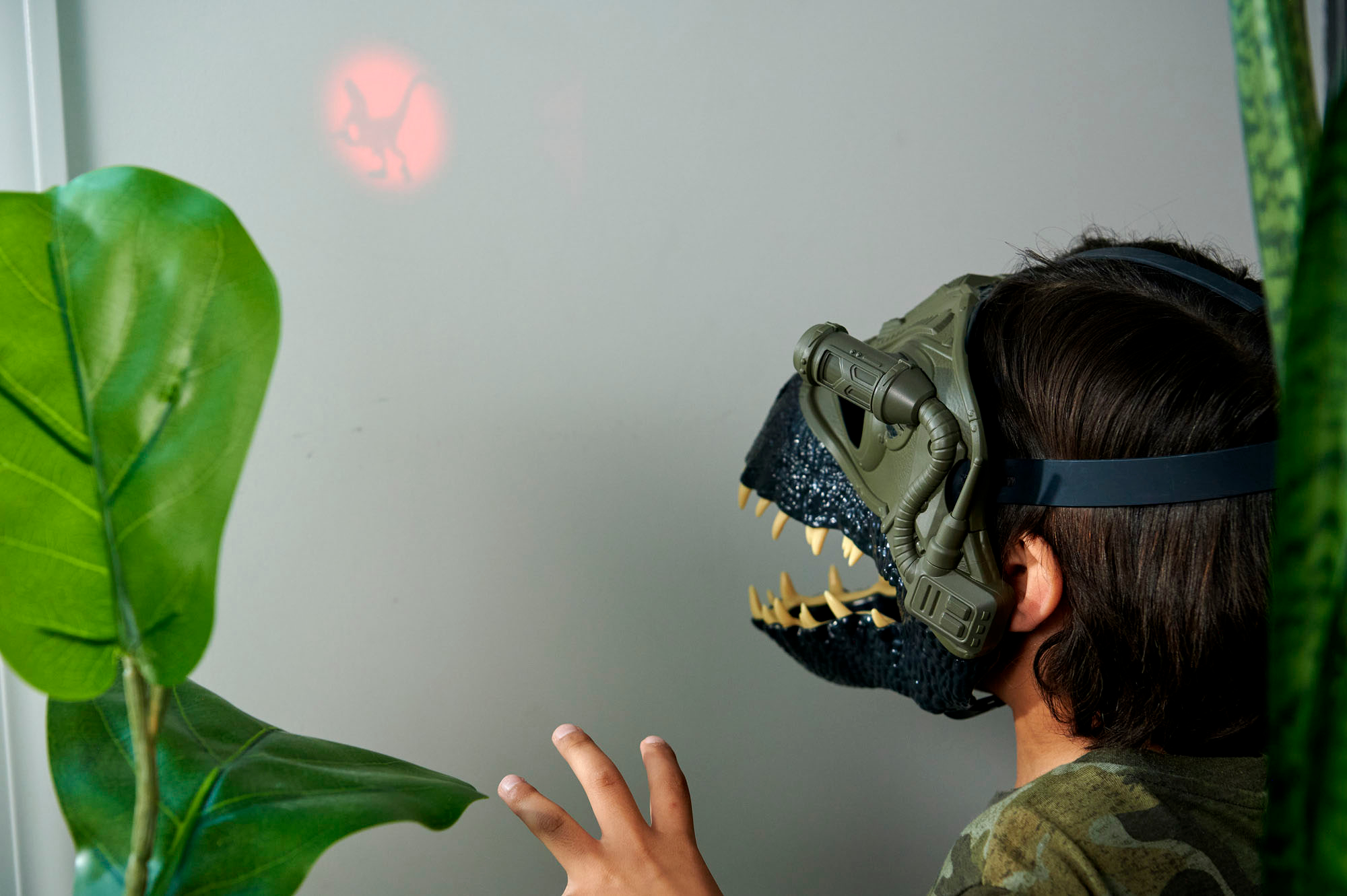 Left View: Jurassic World - Indoraptor Dinosaur Mask - Multicolor