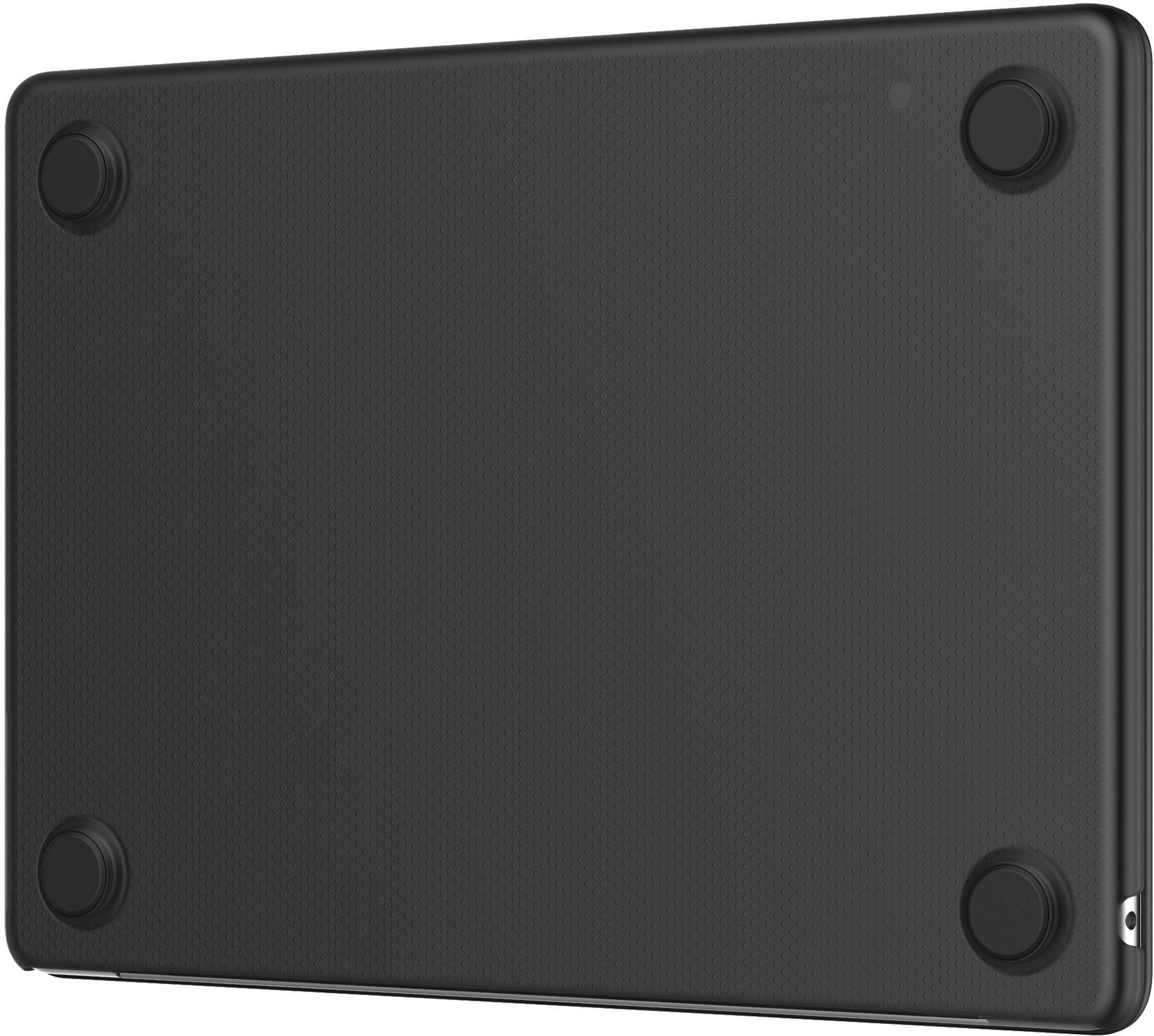 Back. Incase - Hardshell Case for 15" MacBook Air M2 2023 and M3 2024 - Black.