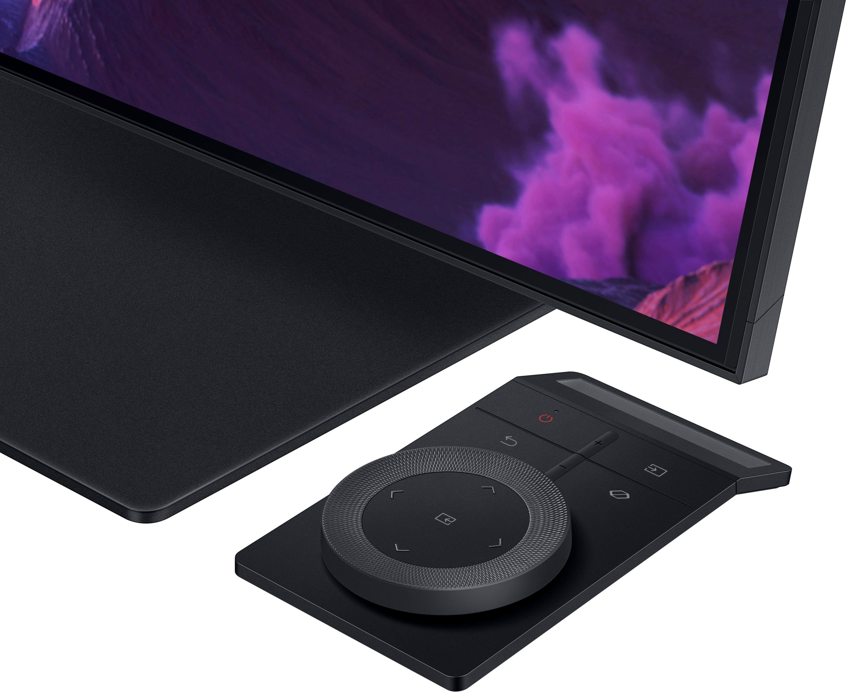 Alt View 19. Samsung - Odyssey Ark 2nd Gen. 55" Curved 4K UHD Quantum Mini-LED FreeSync Prem Pro 1ms GTG Gaming Screen - Black.