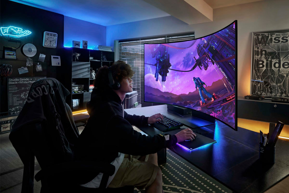 The Samsung Odyssey Ark is the 3-in-1 Monitor of My Dreams - IGN