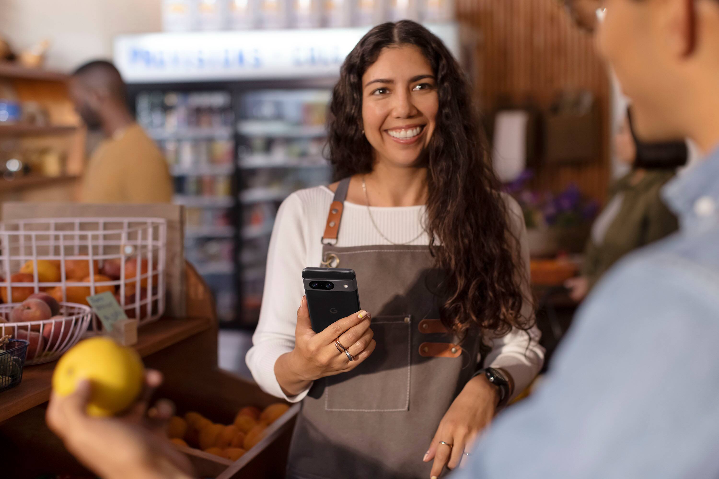 Alt View 15. Google - Pixel 8 128GB (Unlocked) - Obsidian.