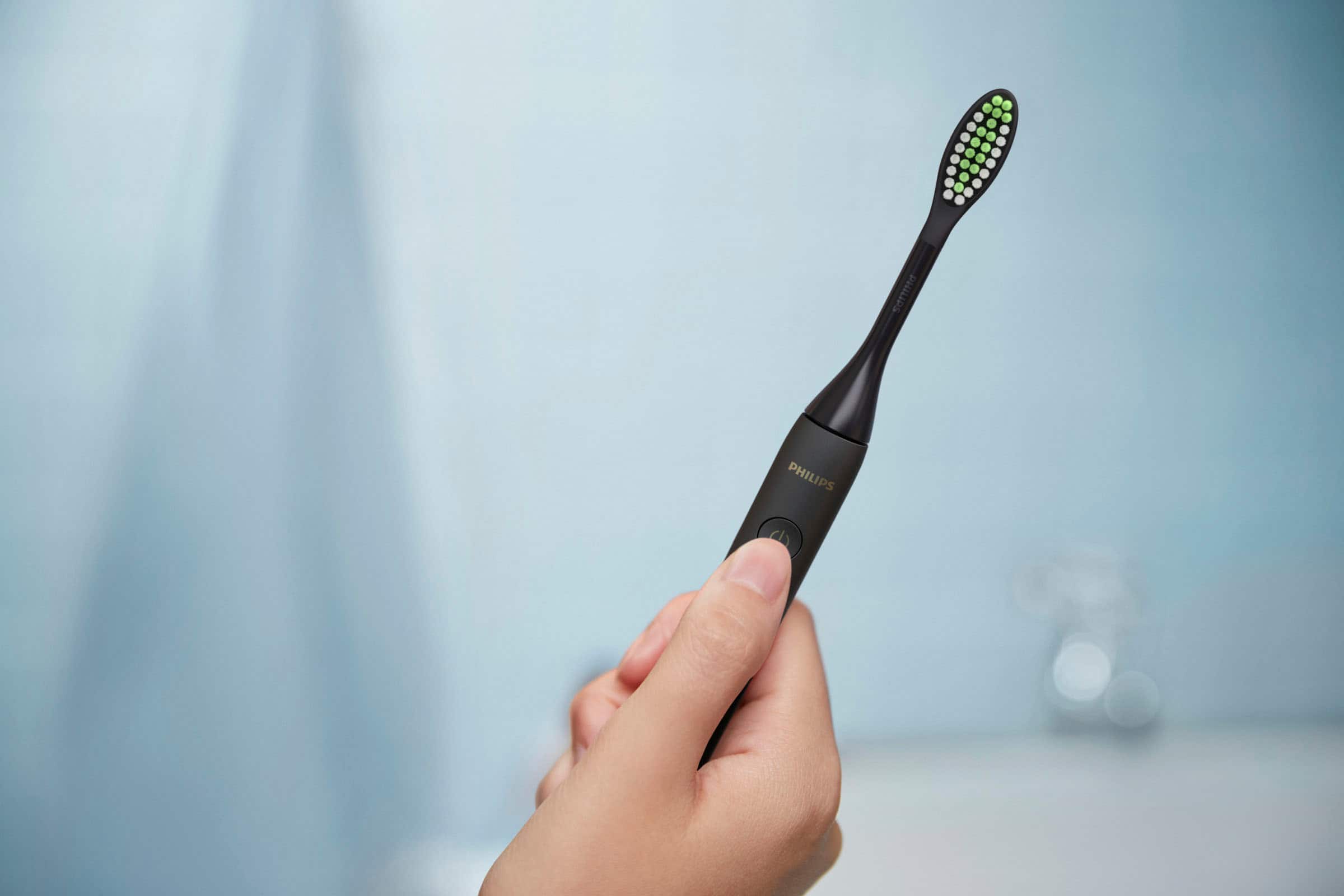 Left. Philips - Philips One by Sonicare Rechargeable Toothbrush - Shadow Black.