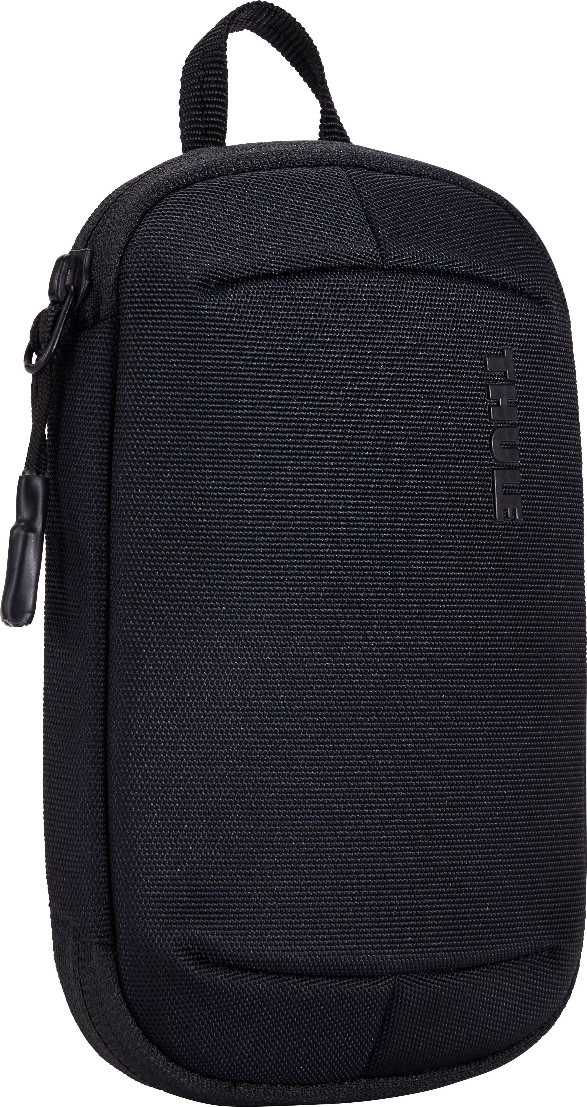 Built to last and protect belongings with durable materials, padding and YKK zippers, this streamlined shape helps you access your essentials, sliding easily into and out of a larger bag, even when it's crowded.