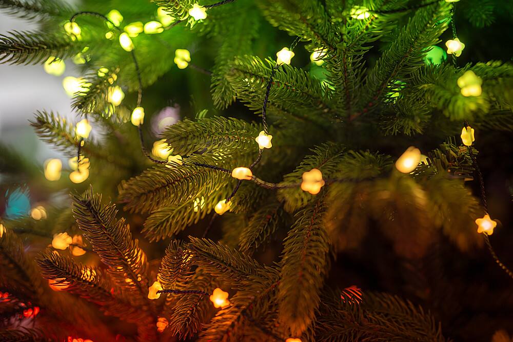 Alt View 11. Twinkly - Candies Star Shaped 200 RGB LED Smart Light String Green Wire USB-C - Multicolor.